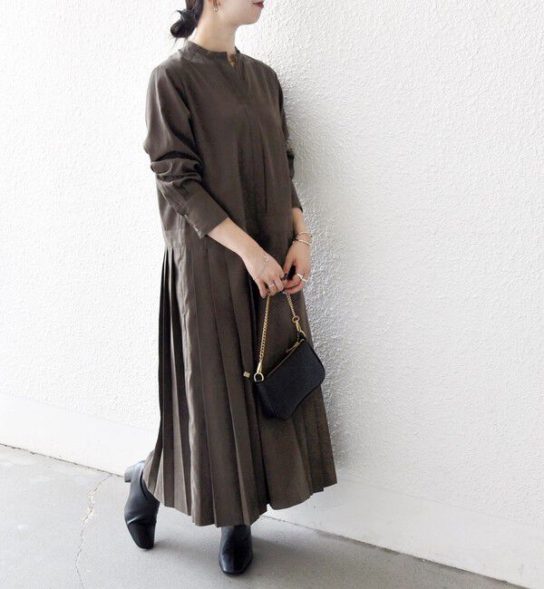 SHIPS any「SHIPS any:〈洗濯機可能〉ピーチスキン サイド プリーツ バンドカラー シャツ ワンピース」|ワンピース|