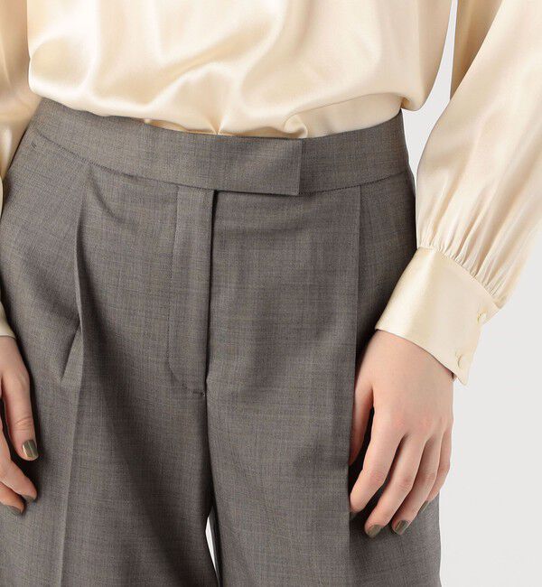 TOMORROWLAND collection「ブラウニーシャーク タックワイドパンツ」|スラックス|