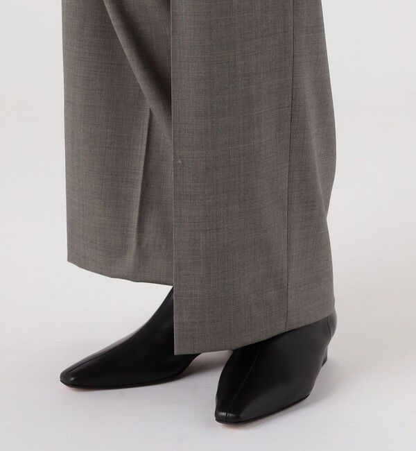 TOMORROWLAND collection「ブラウニーシャーク タックワイドパンツ」|スラックス|