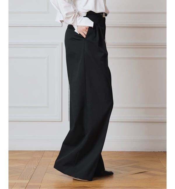 IENA LA BOUCLE「IENA LA BOUCLE サイドタックストレートパンツ」|スラックス|