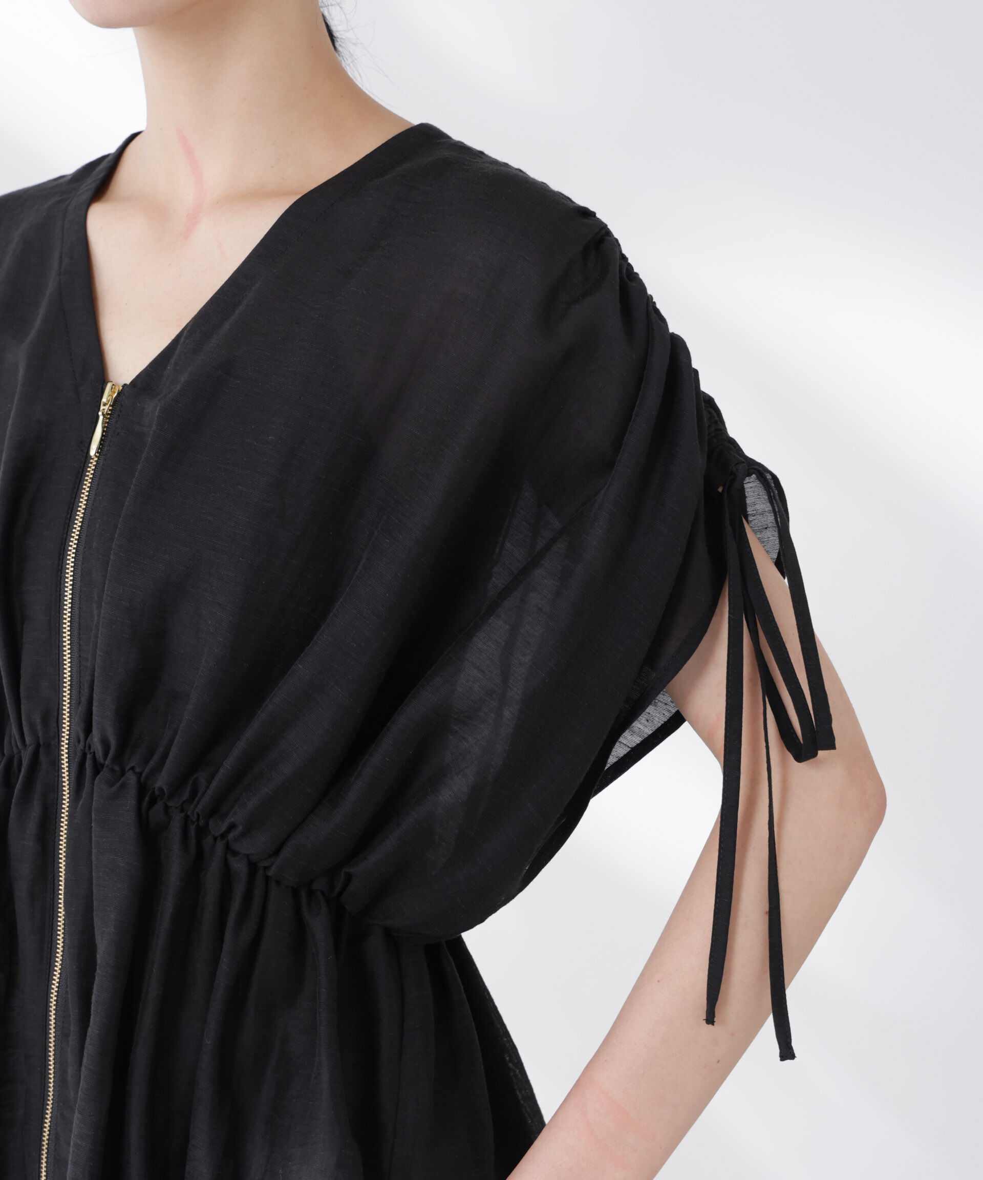 nano･universe「リネン混シアーギャザージップブラウス」|シャツ・ブラウス|