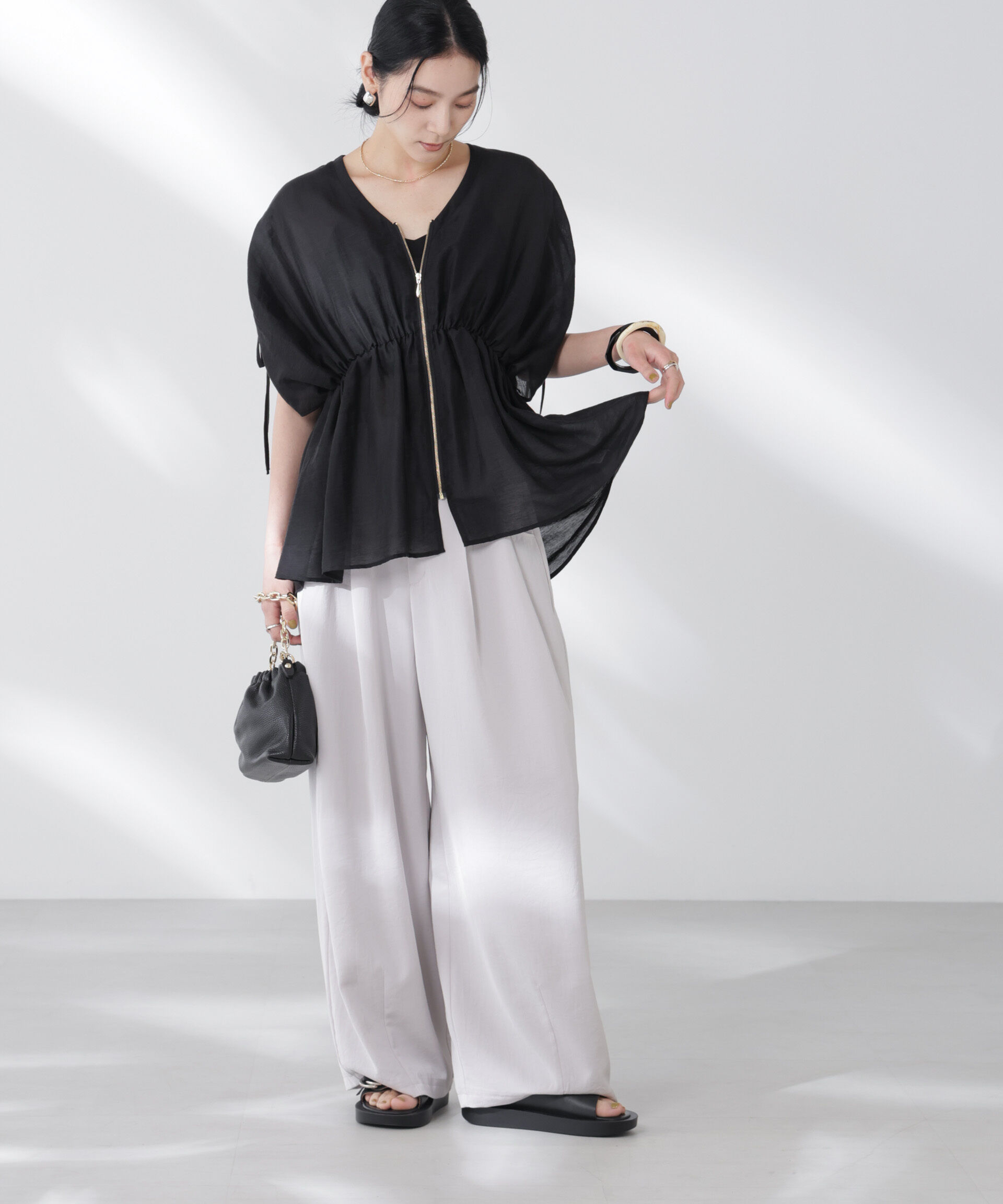 nano･universe「リネン混シアーギャザージップブラウス」|シャツ・ブラウス|