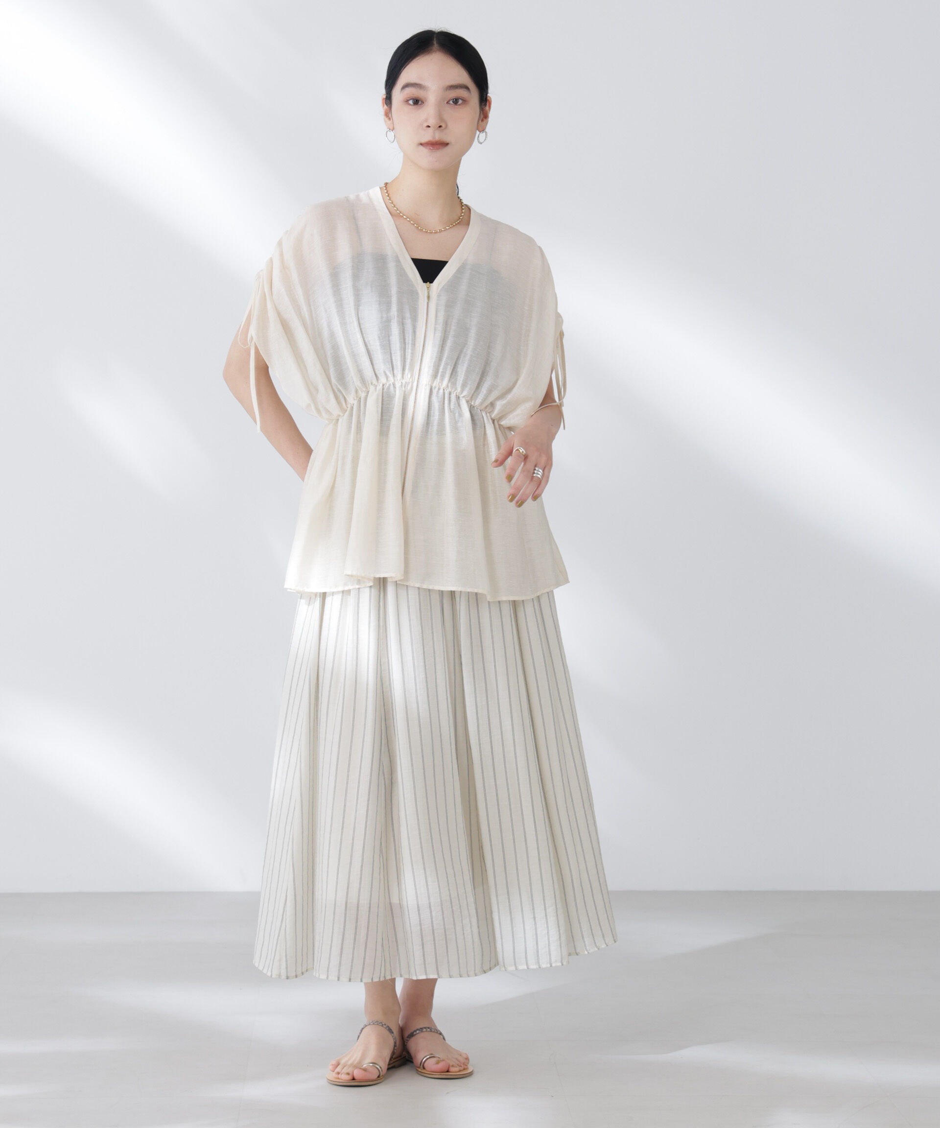 nano･universe「リネン混シアーギャザージップブラウス」|シャツ・ブラウス|