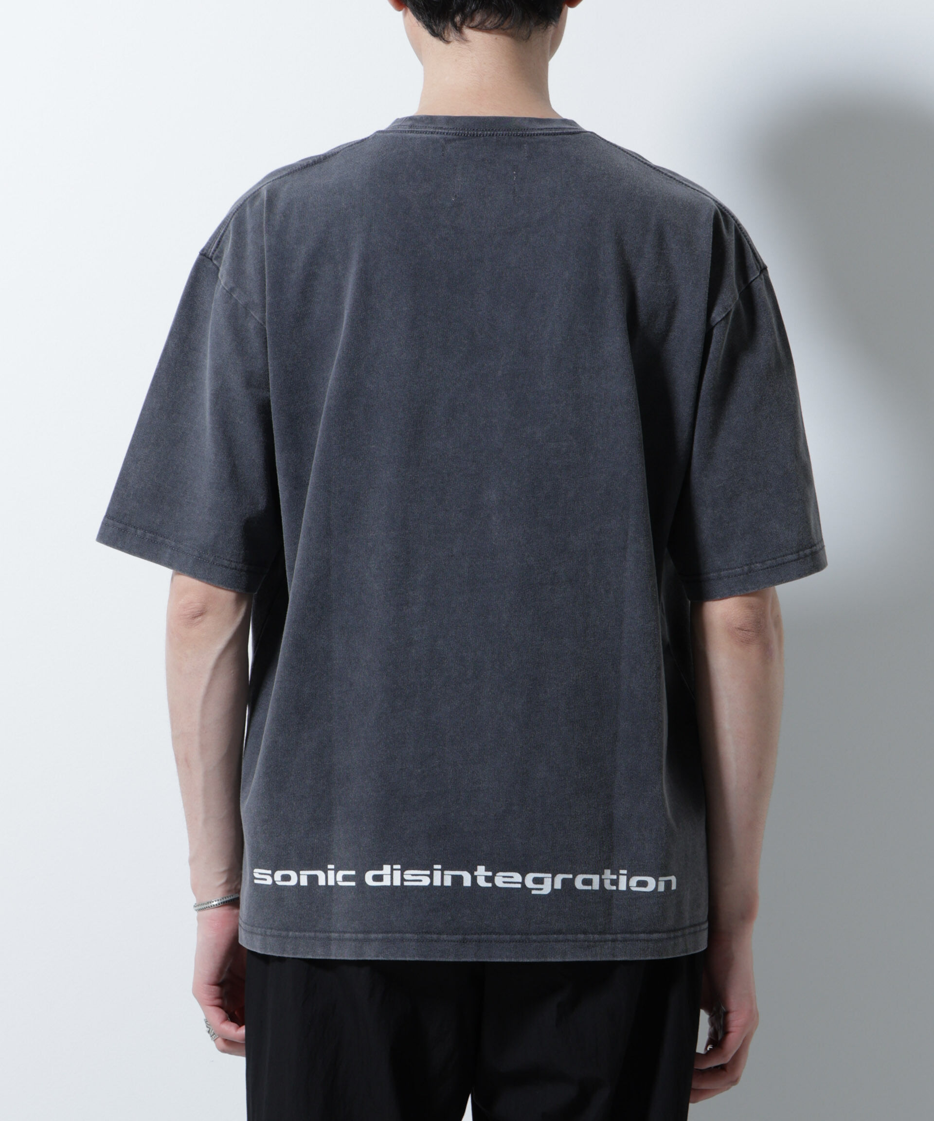 nano･universe「「A-C-Z」ピグメントグラフィックTシャツ 半袖」|Tシャツ・カットソー|