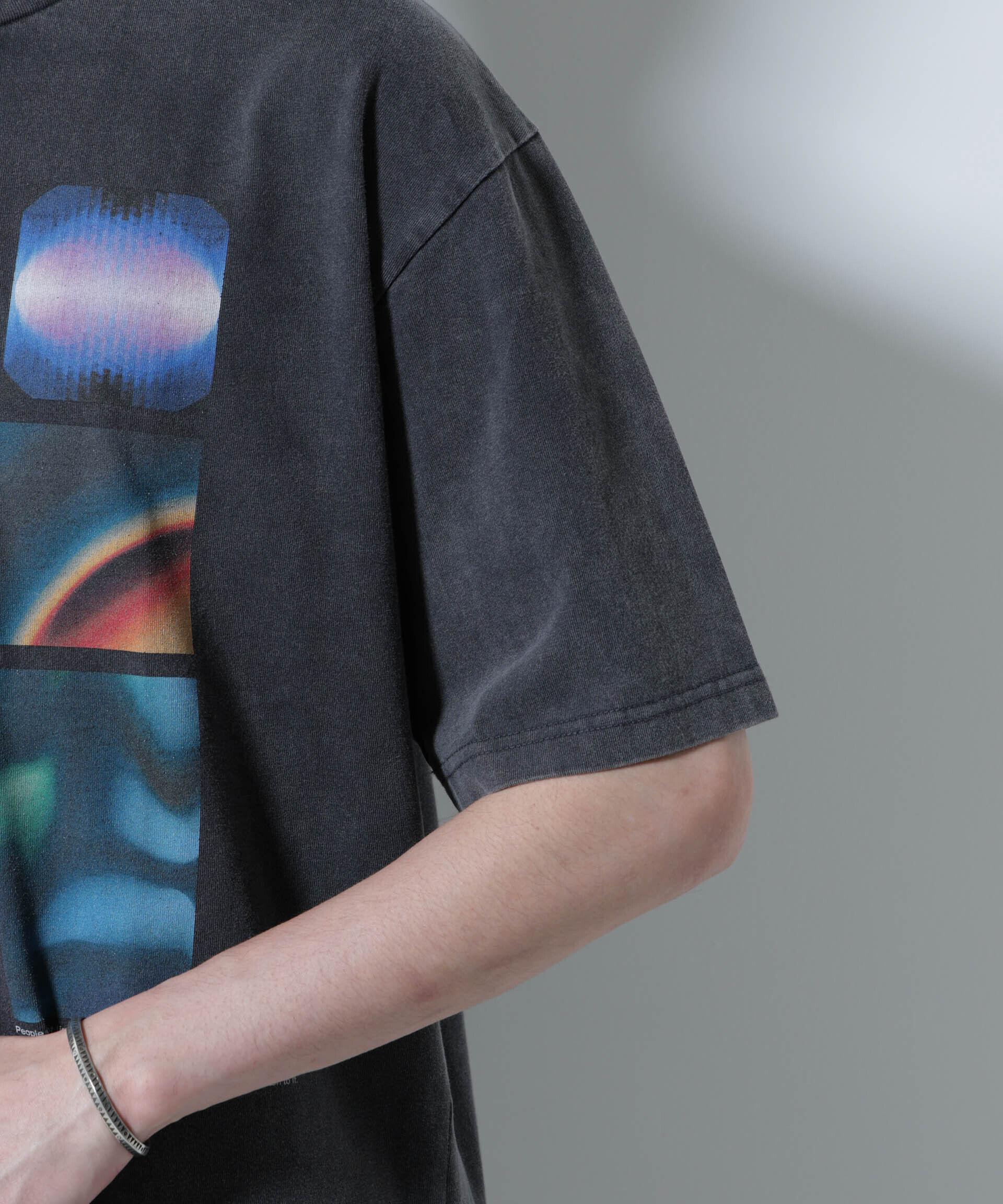 nano･universe「「A-C-Z」ピグメントグラフィックTシャツ 半袖」|Tシャツ・カットソー|