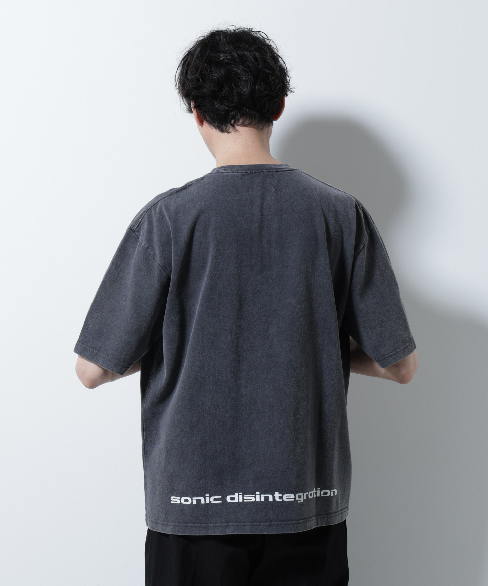 nano･universe「「A-C-Z」ピグメントグラフィックTシャツ 半袖」|Tシャツ・カットソー|