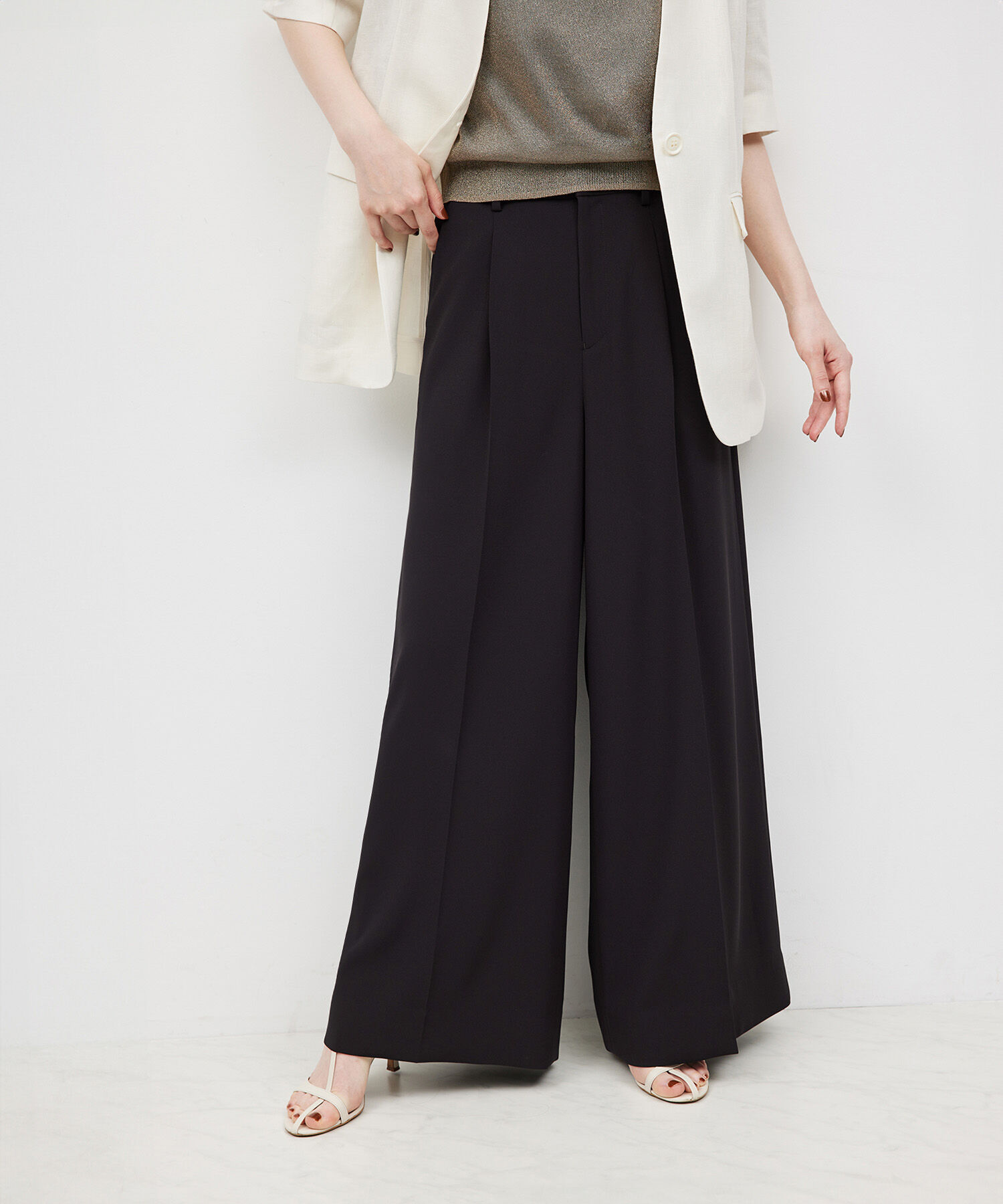 ROPE「トリアセバックサテンワイドパンツ/セットアップ対応【メディア掲載】」|その他|ブラック(01)