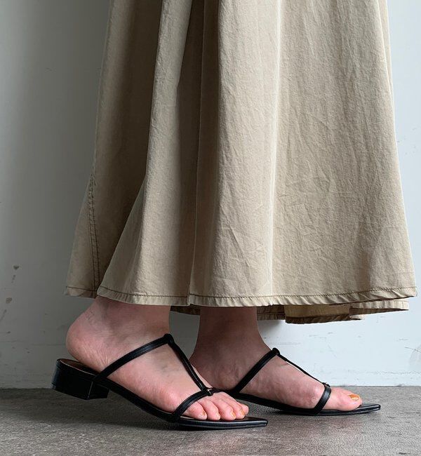  「Tストラップサンダル」|サンダル|