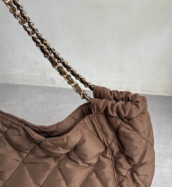  「【WEB限定】ナイロンキルトチェーントート」|トートバッグ|