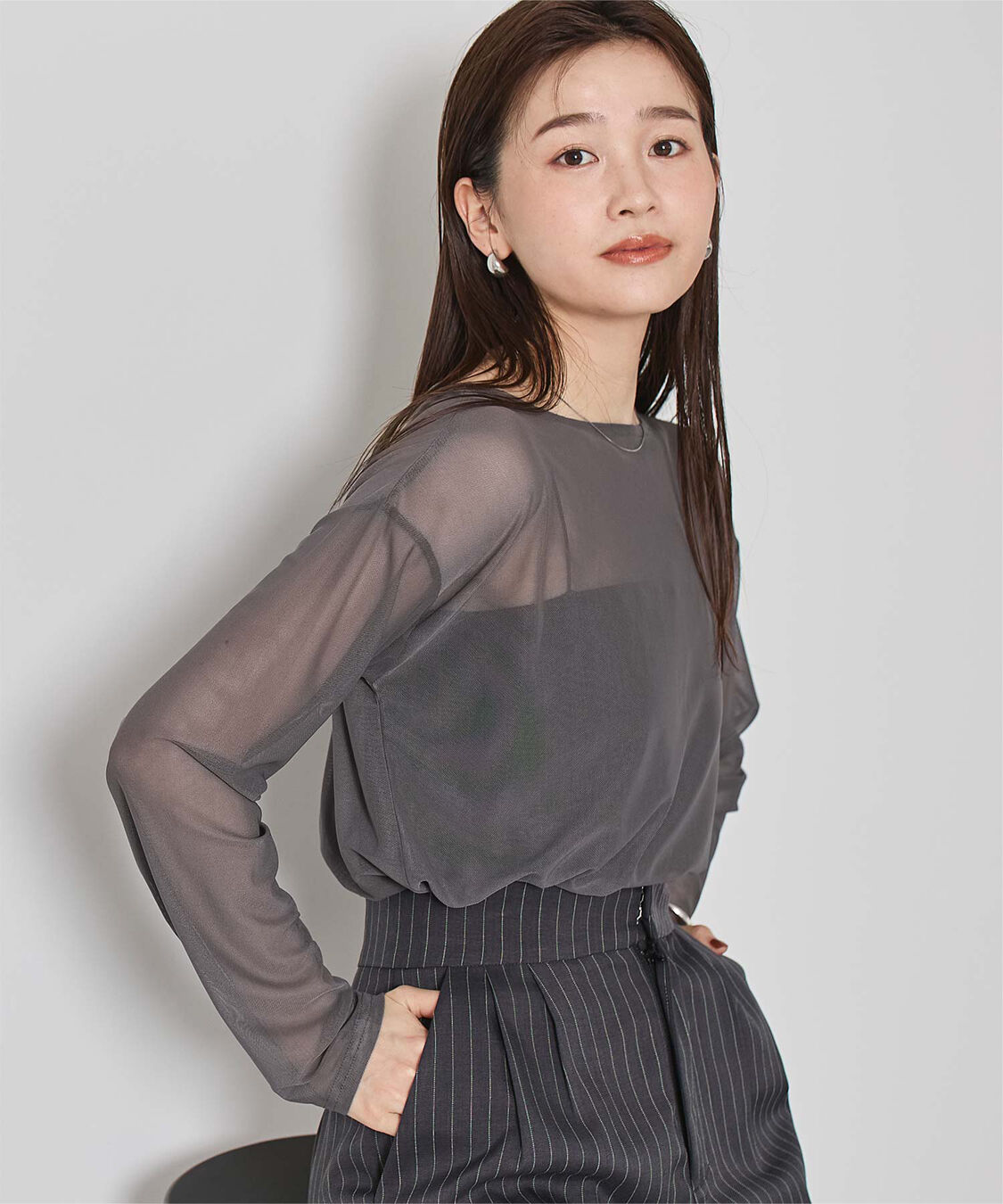 ur's「シアーボートネックプルオーバー」|Tシャツ・カットソー|チャコール