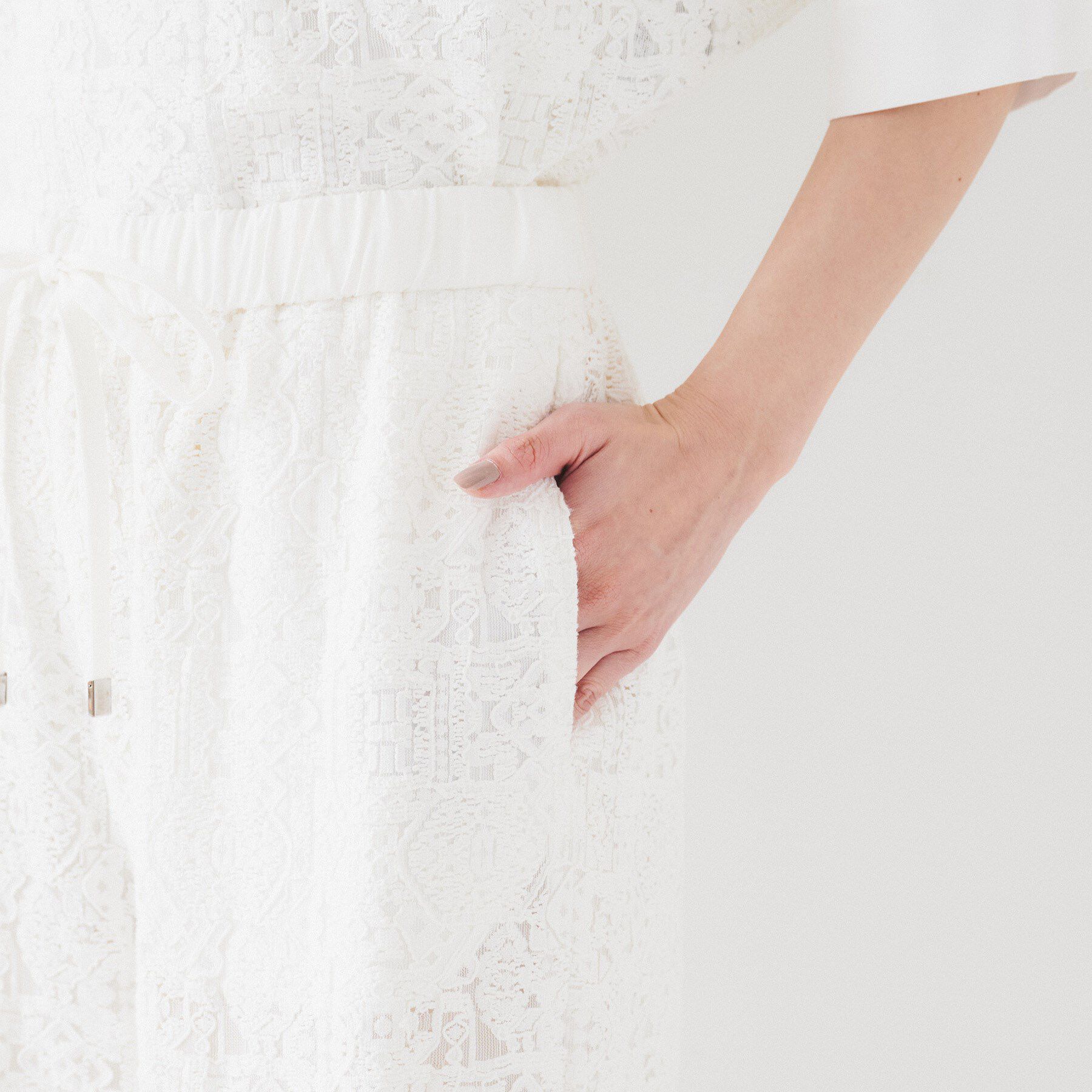 UNTITLED「【セットアップ可能/トレンド】クロシェ風レースワイドパンツ」|その他|