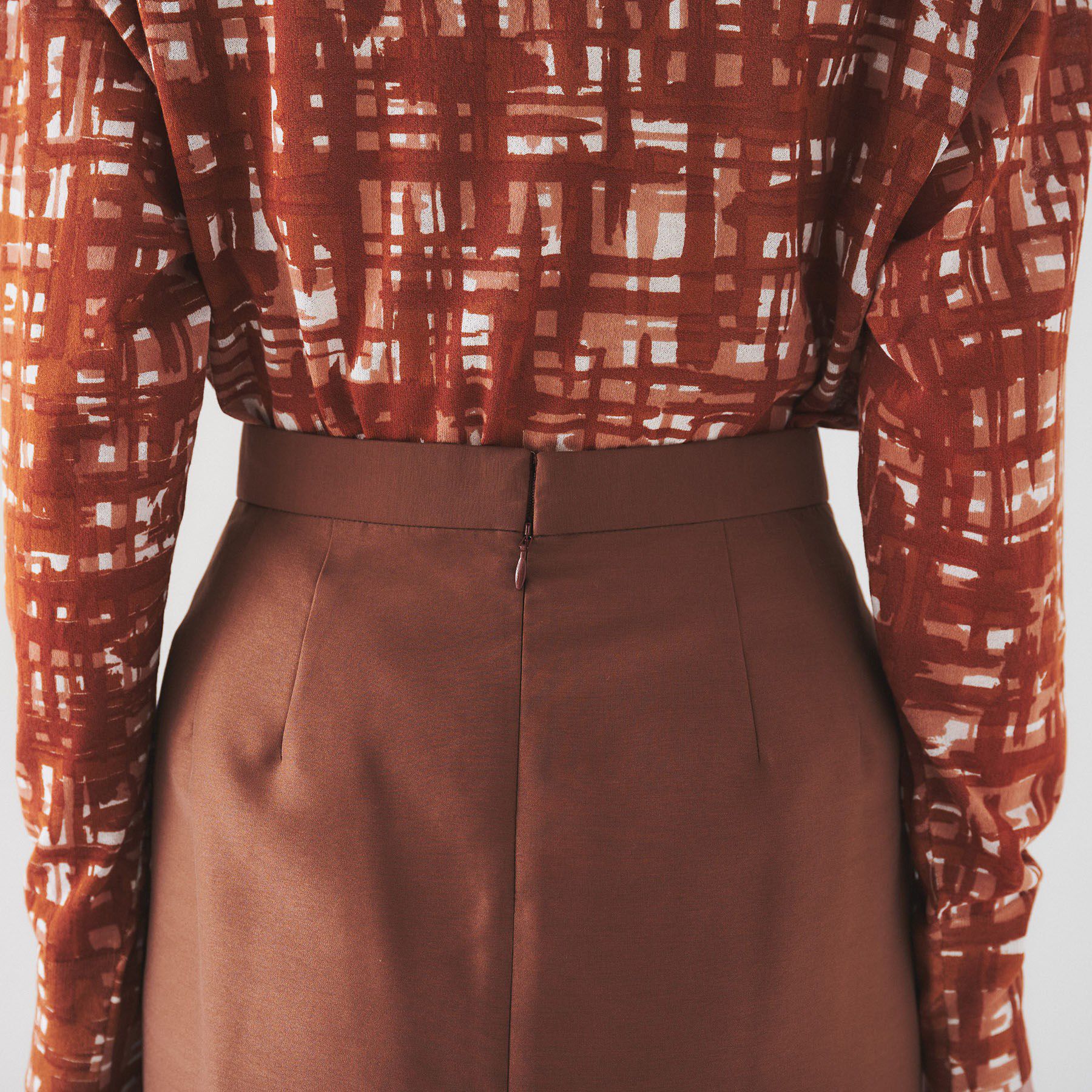 UNTITLED「【セットアップ可能】オーガンジー ペンシルスカート」|スカート|