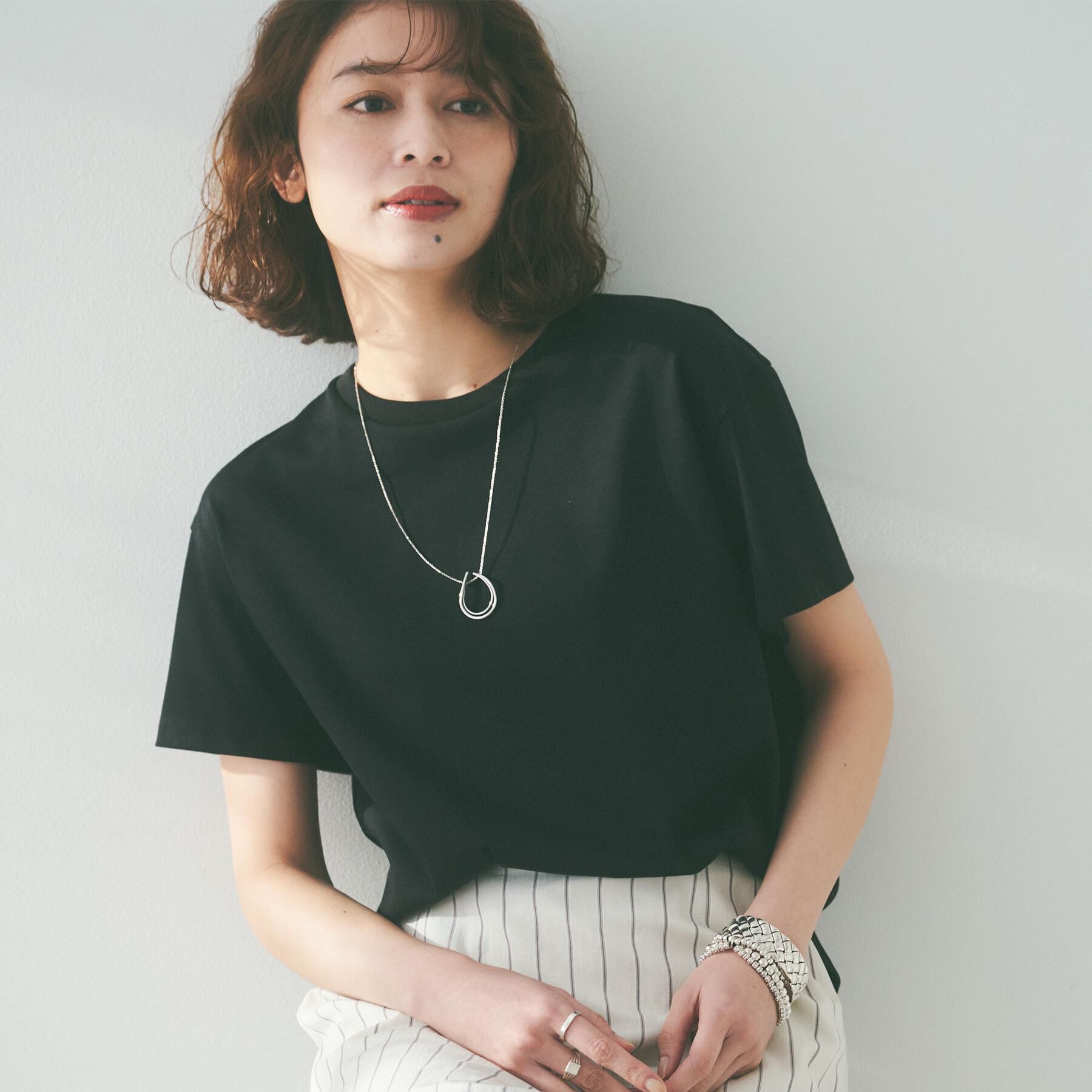 UNTITLED「【ベーシック/インナーにも/手洗い可】クルーネックプルオーバー」|Tシャツ・カットソー|ブラック(019)