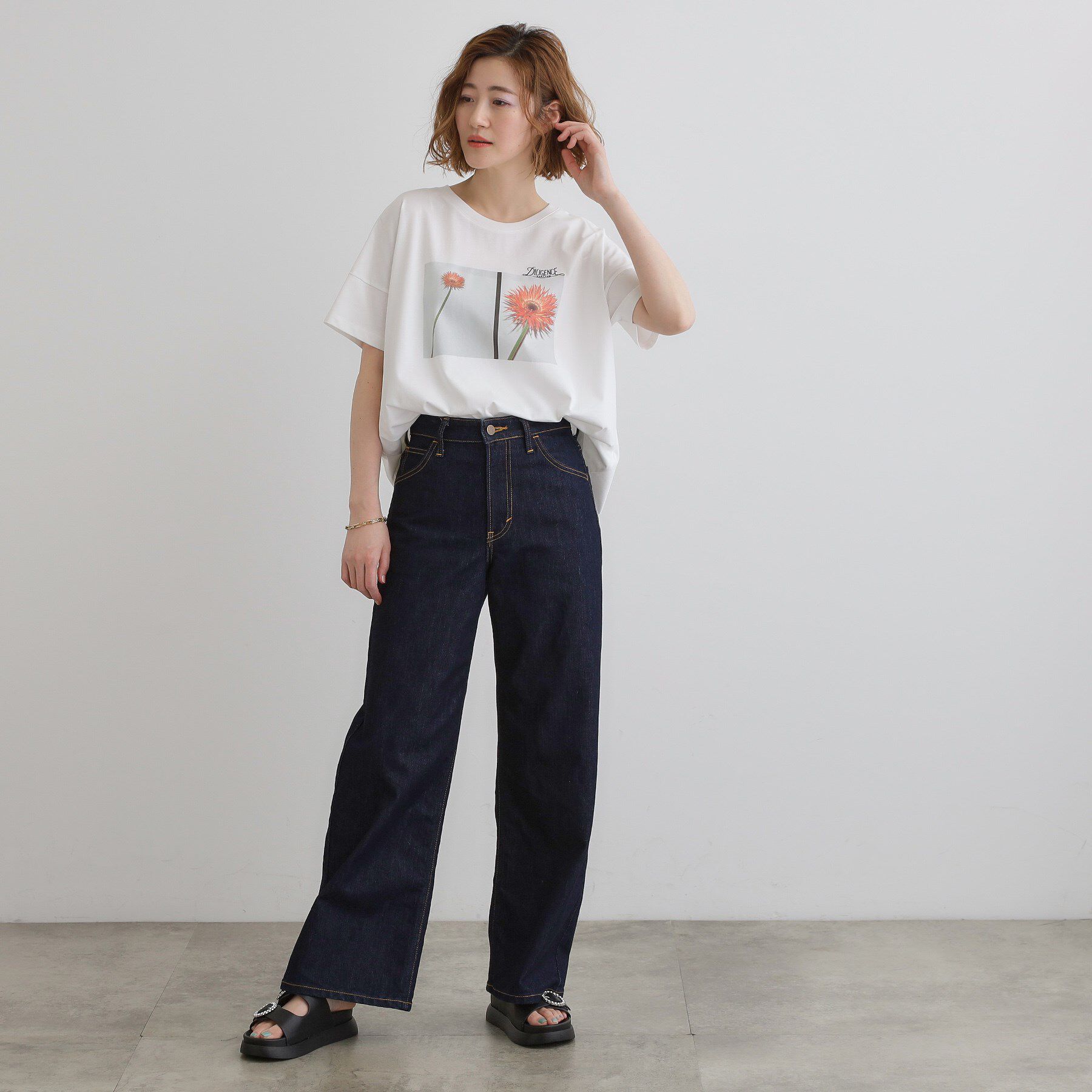 grove「【コラボITEM】DILIGENCE PARLOUR フォトフレアTシャツ」|Tシャツ・カットソー|