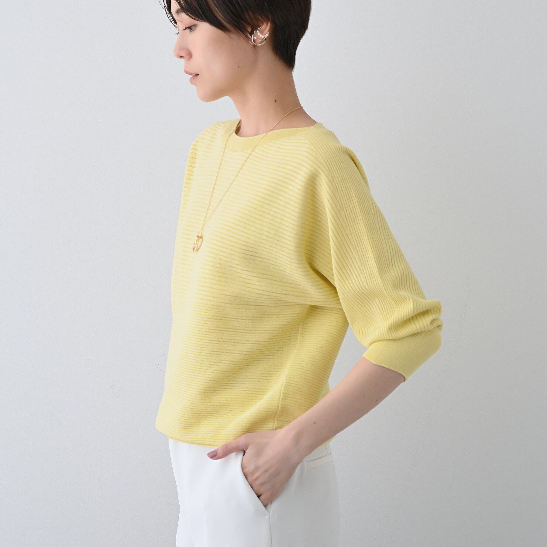 INDIVI「【洗える／無縫製】美シルエット ドルマンスリーブニット」|ニット・セーター|