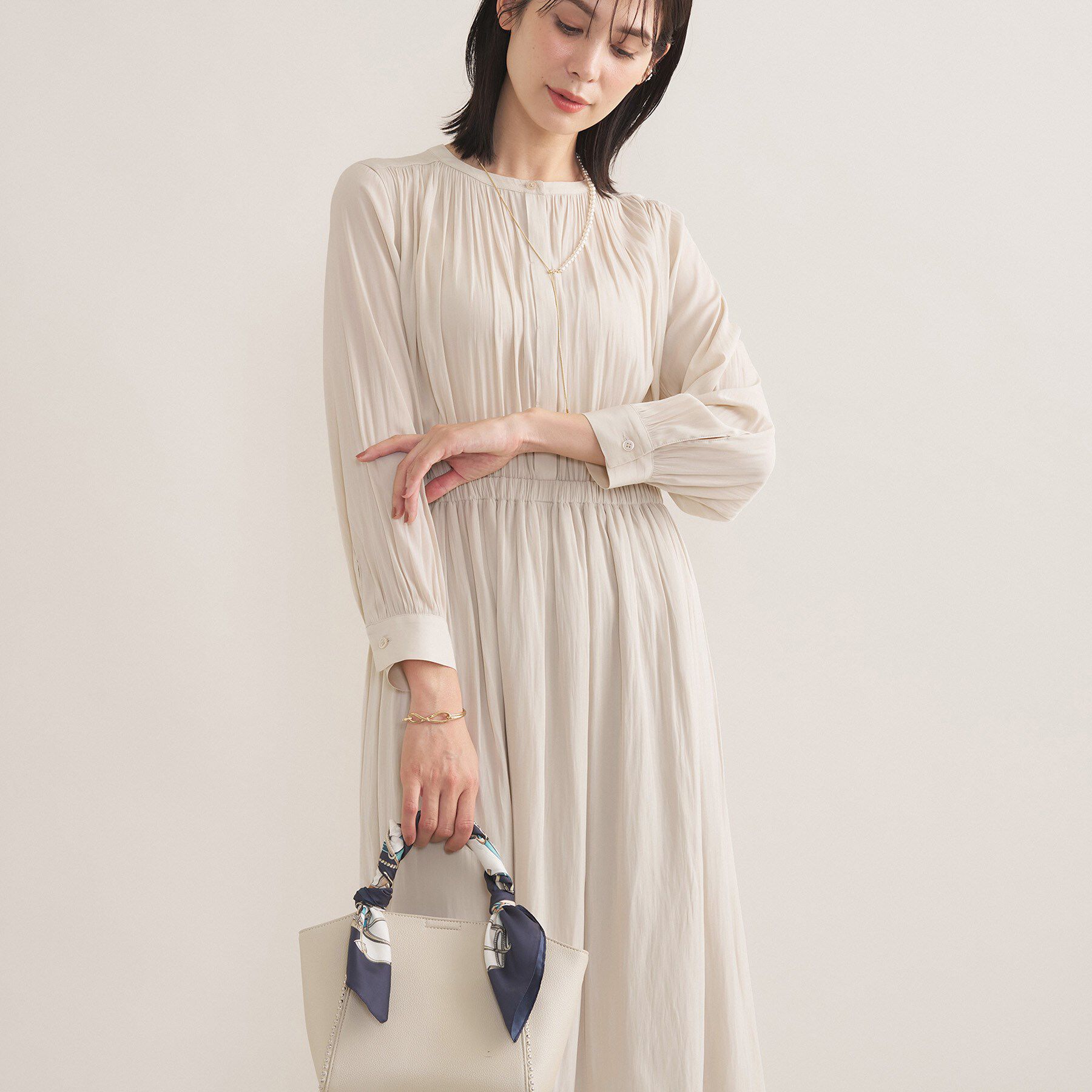 INDIVI「【洗える／セレモニー】ギャザーフレアワンピース」|ワンピース|