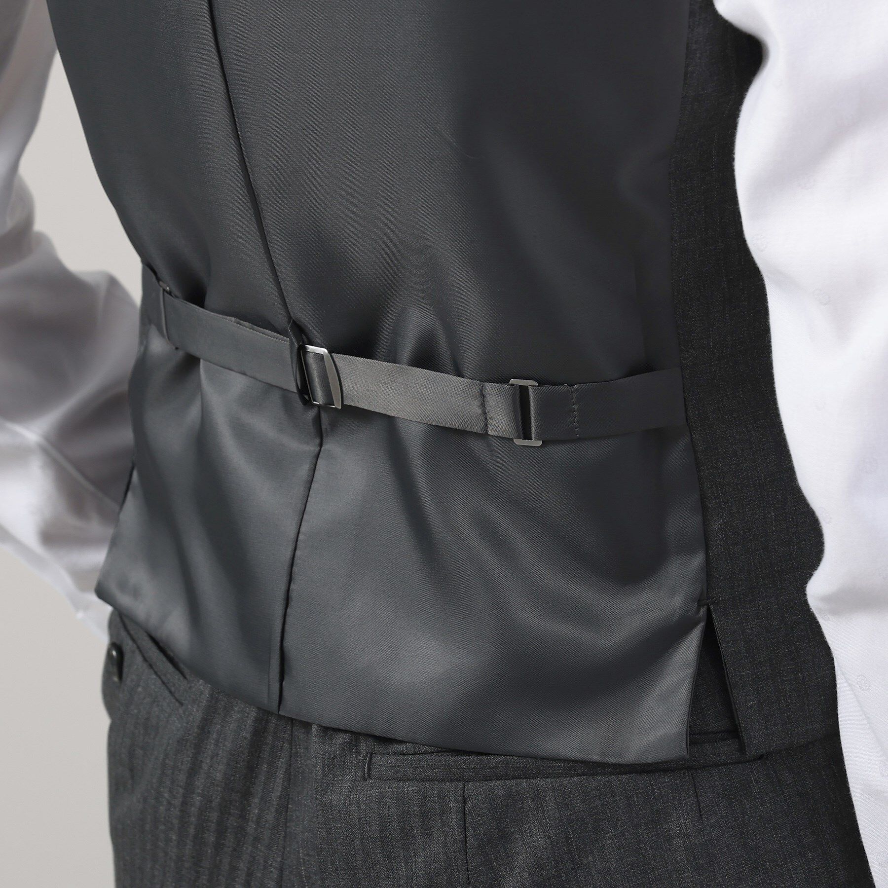 TAKEO KIKUCHI「【Sサイズ～】シャイニーヘリンボンストライプ ベスト」|スーツ|