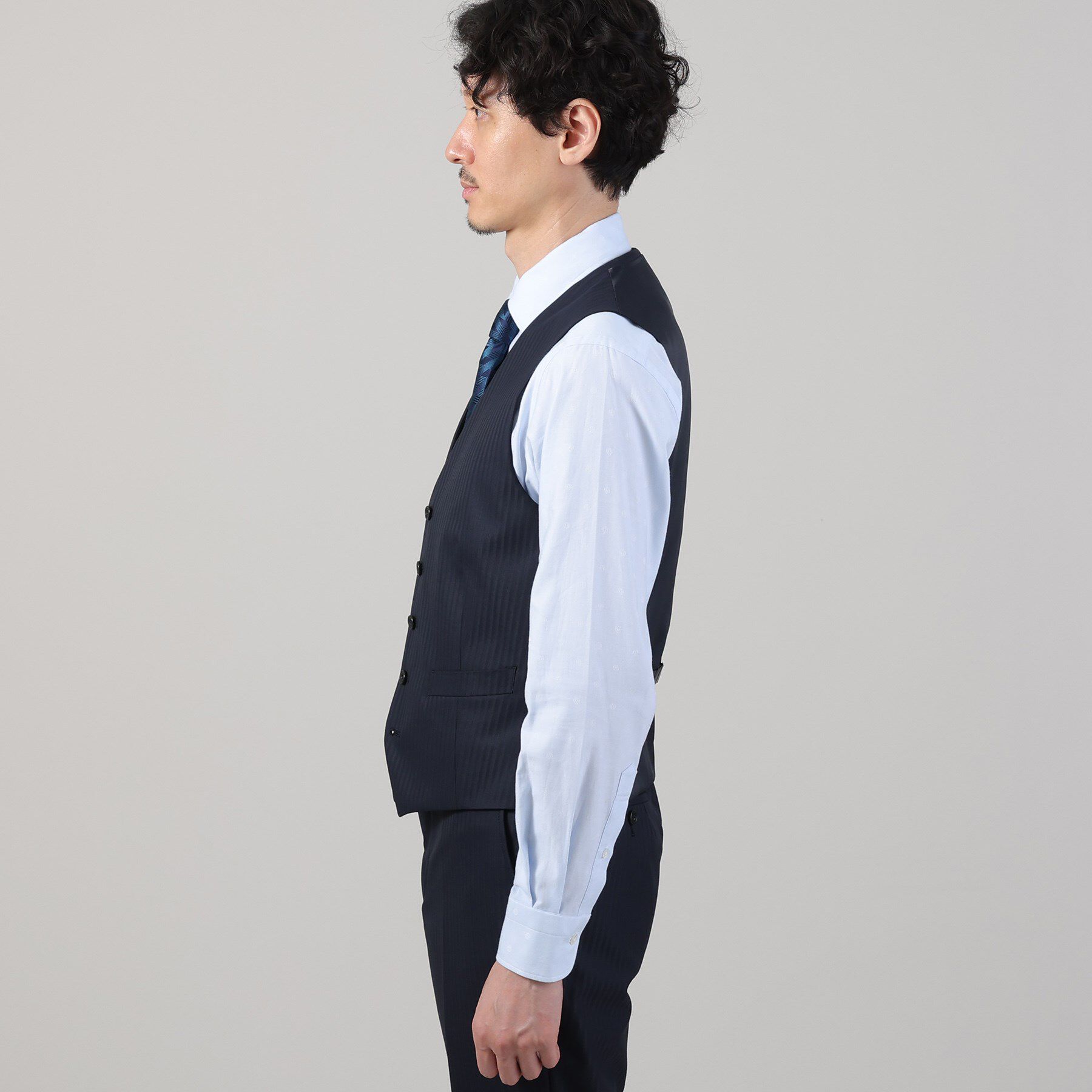 TAKEO KIKUCHI「【Sサイズ～】シャイニーヘリンボンストライプ ベスト」|スーツ|