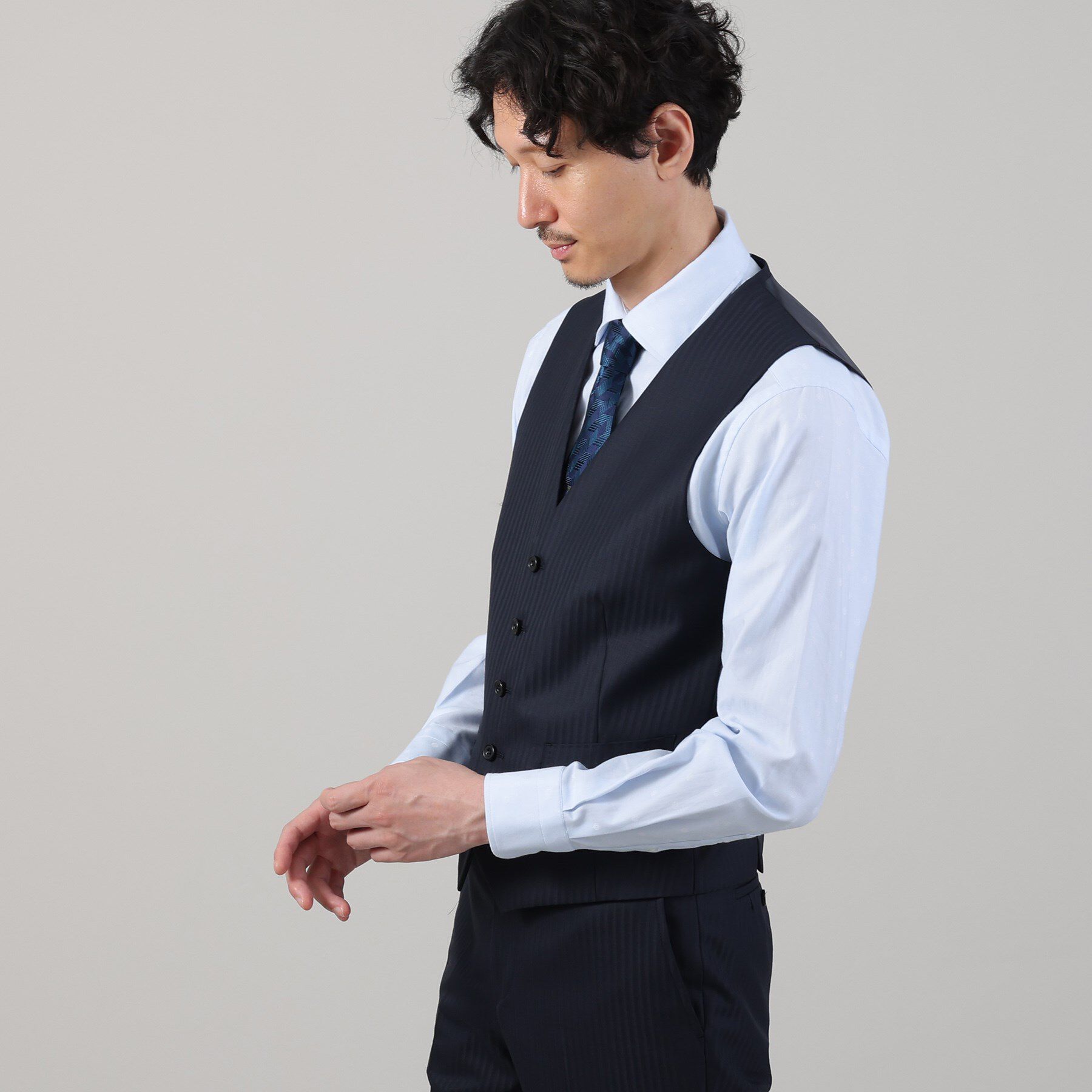 TAKEO KIKUCHI「【Sサイズ～】シャイニーヘリンボンストライプ ベスト」|スーツ|