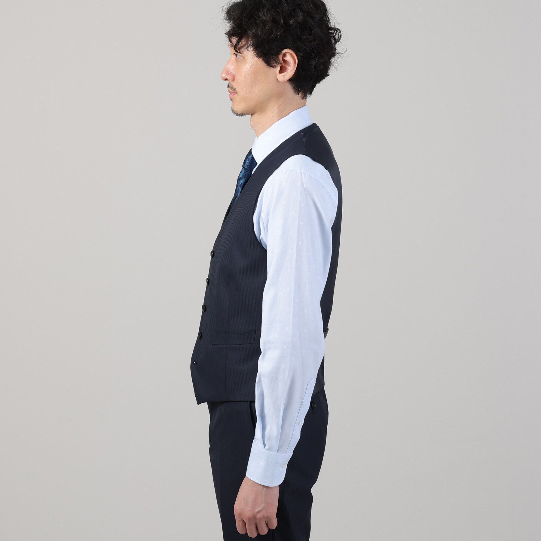 TAKEO KIKUCHI「【Sサイズ～】シャイニーヘリンボンストライプ ベスト」|スーツ|