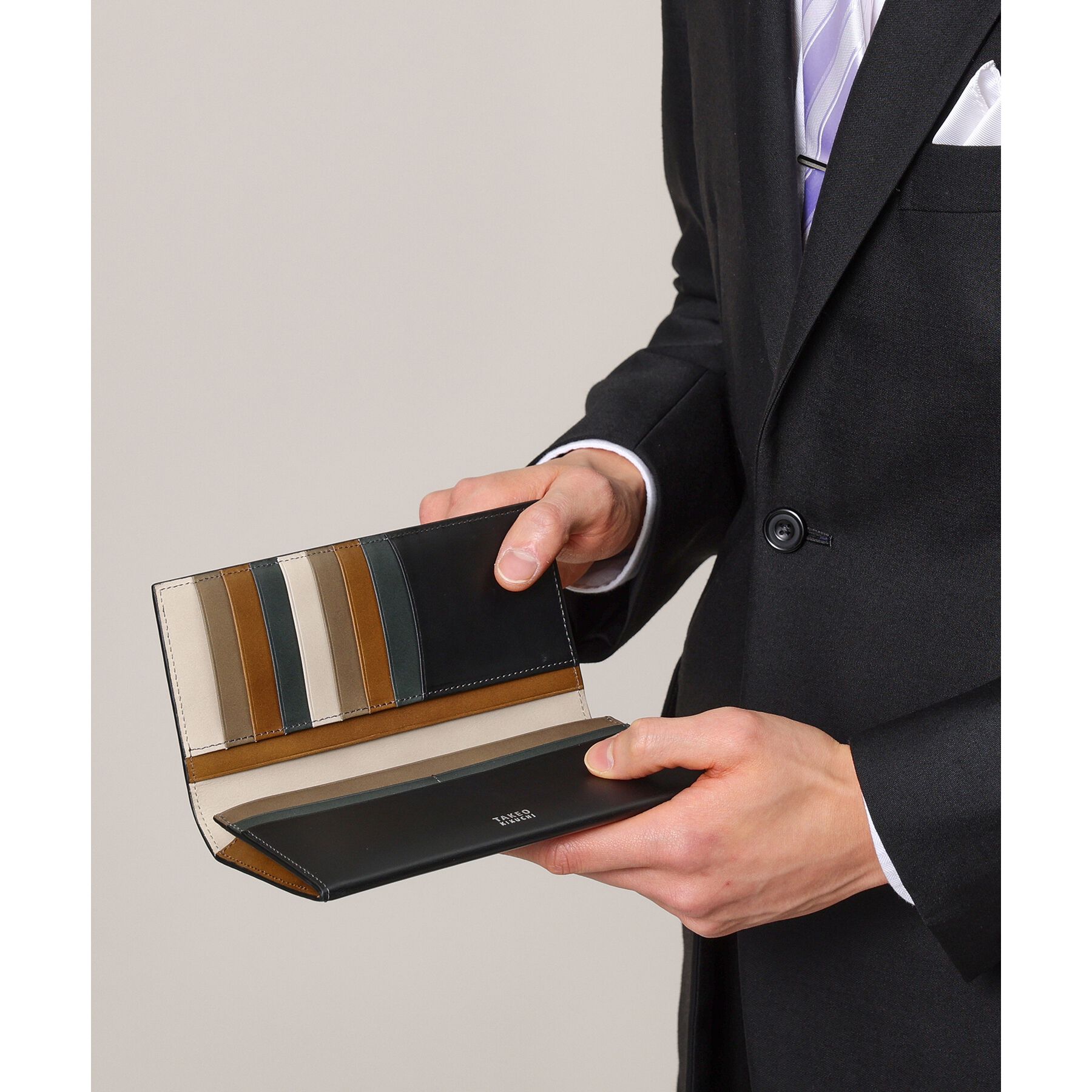 TAKEO KIKUCHI「アンティーク調レザー 2つ折り長財布」|財布|