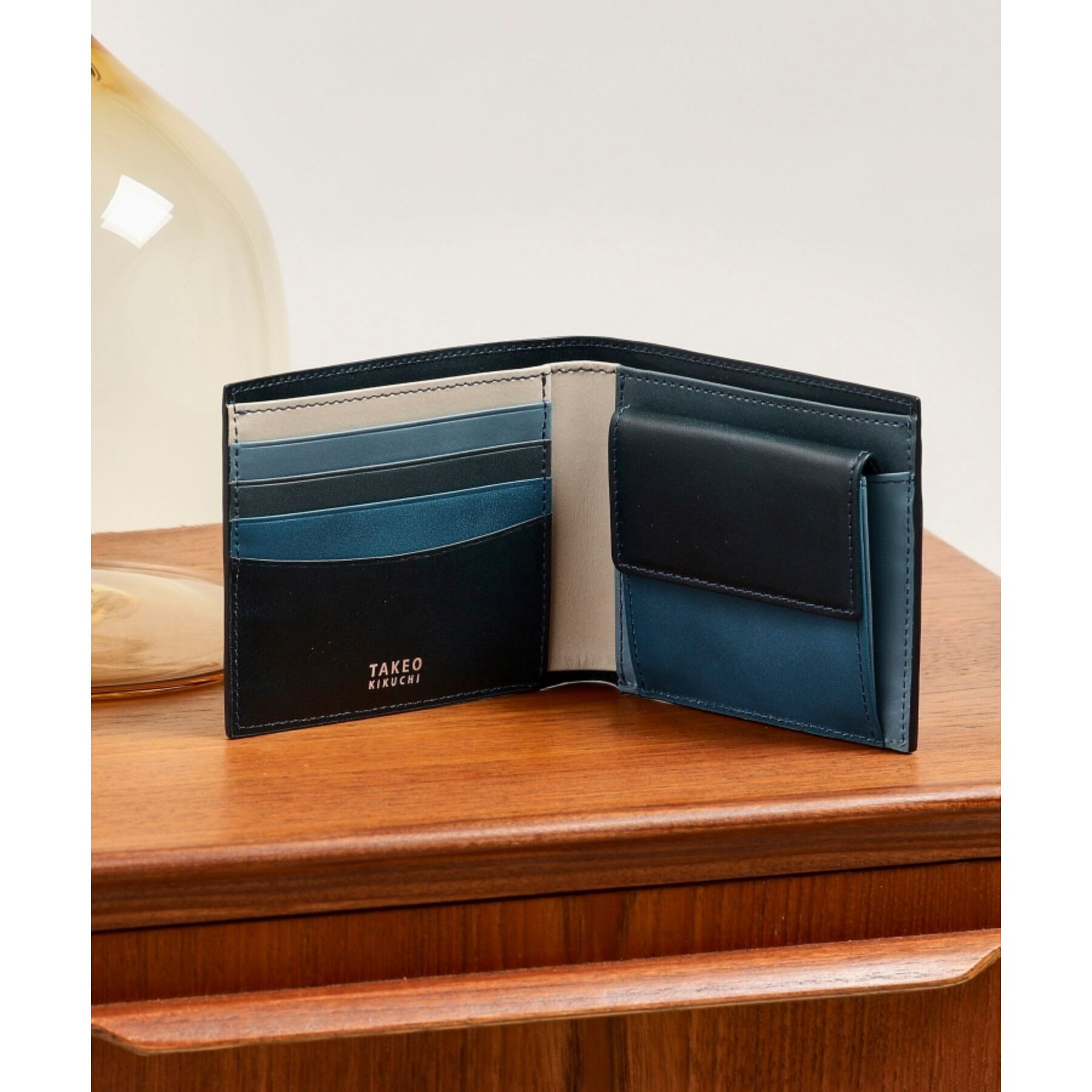 TAKEO KIKUCHI「アンティーク調レザー 2つ折り財布」|財布|