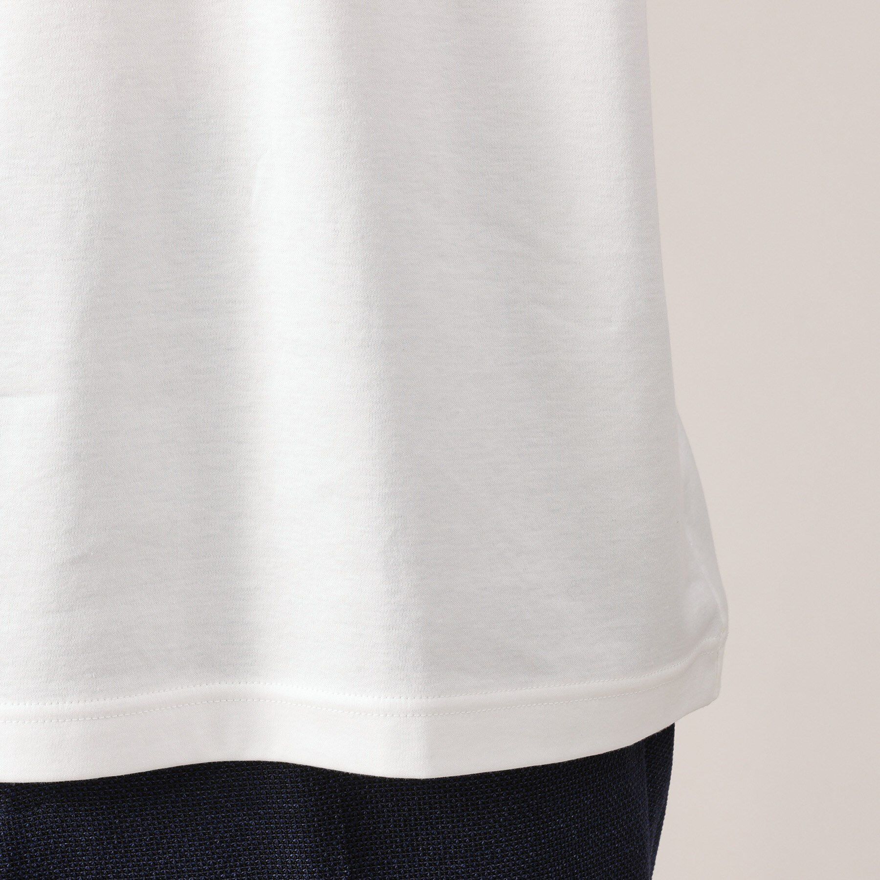 TAKEO KIKUCHI「ワンポイント カラー刺繍 Tシャツ」|Tシャツ・カットソー|