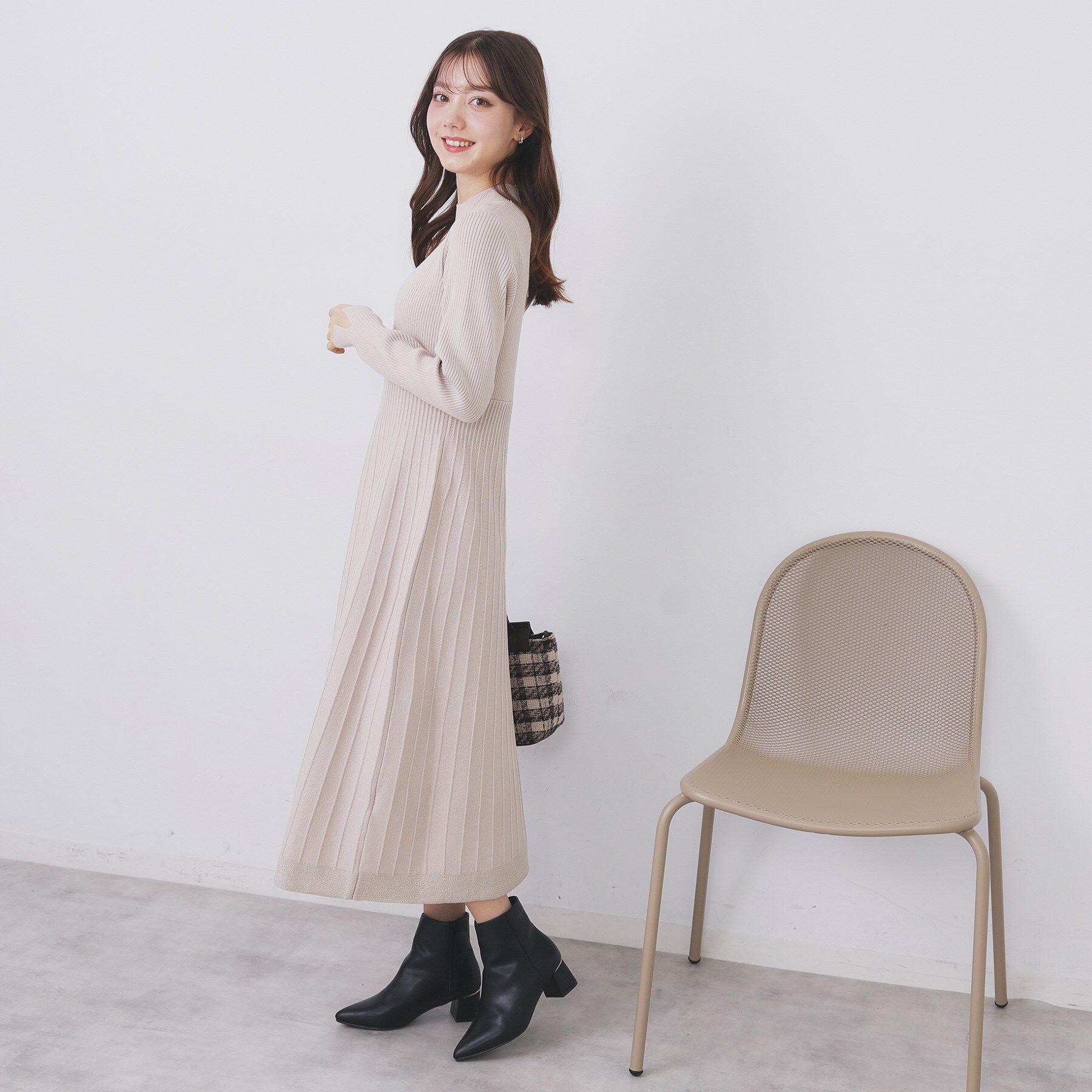 index「ラメフェザープルオーバーセット ニットワンピース【洗濯機OK】《XS～LL》」|スーツ|