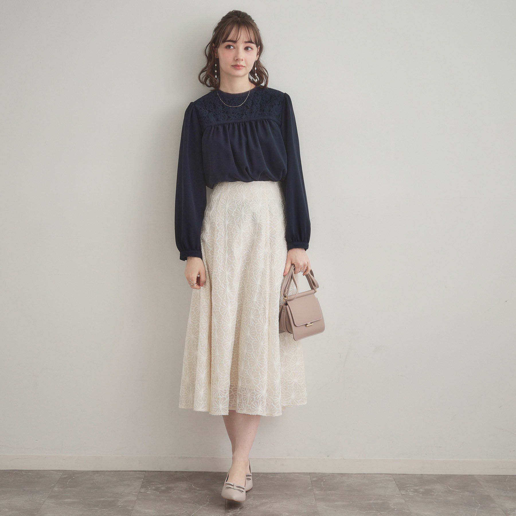 Couture broach「【ハレの日・通勤】レースドッキング ブラウス」|シャツ・ブラウス|