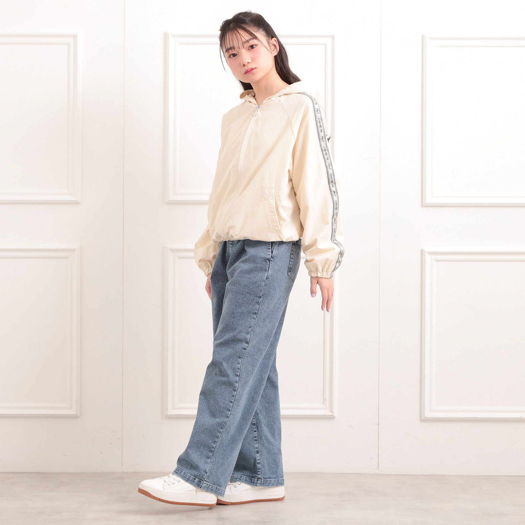 PINK-latte「ロゴラインナイロンパーカーブルゾン」|ブルゾン・スタジャン|