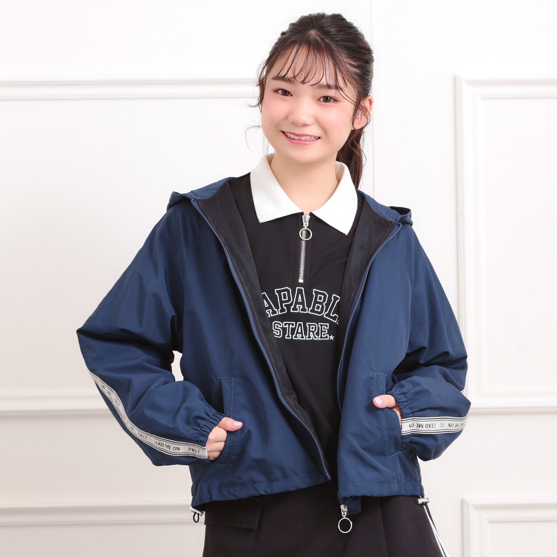 PINK-latte「ロゴラインナイロンパーカーブルゾン」|ブルゾン・スタジャン|ネイビー(094)