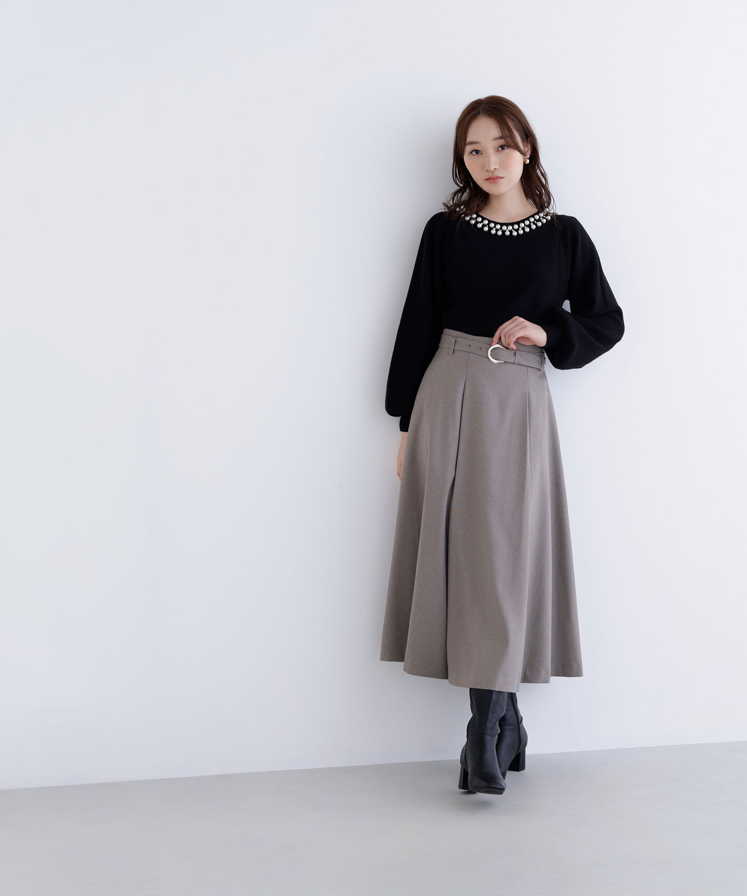  「メタルバックルフレアスカート」|スカート|ベージュ2