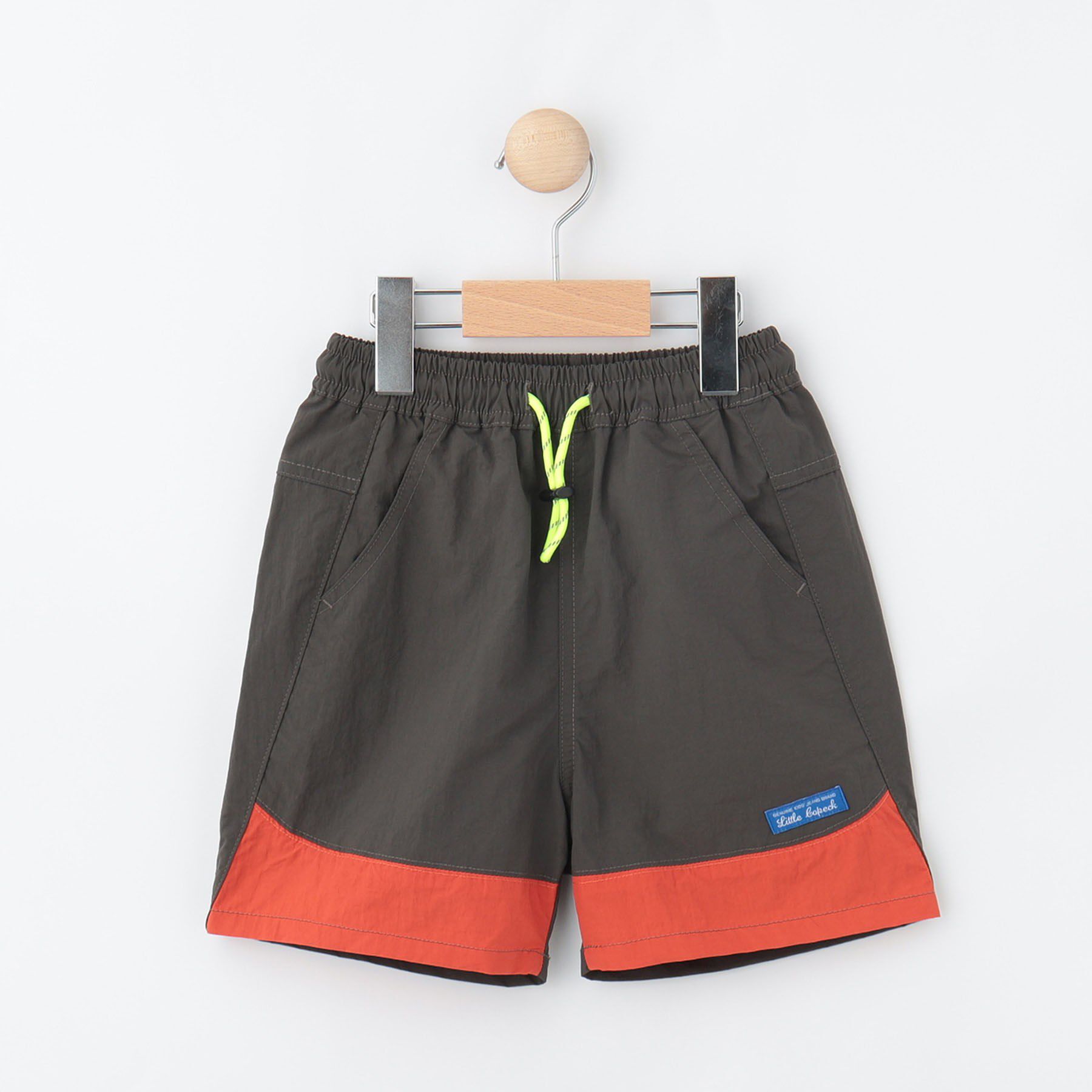 Dessin「【ウエストゴム・洗える】ナイロンワッシャーショートパンツ」|キュロット|チャコールグレー(0