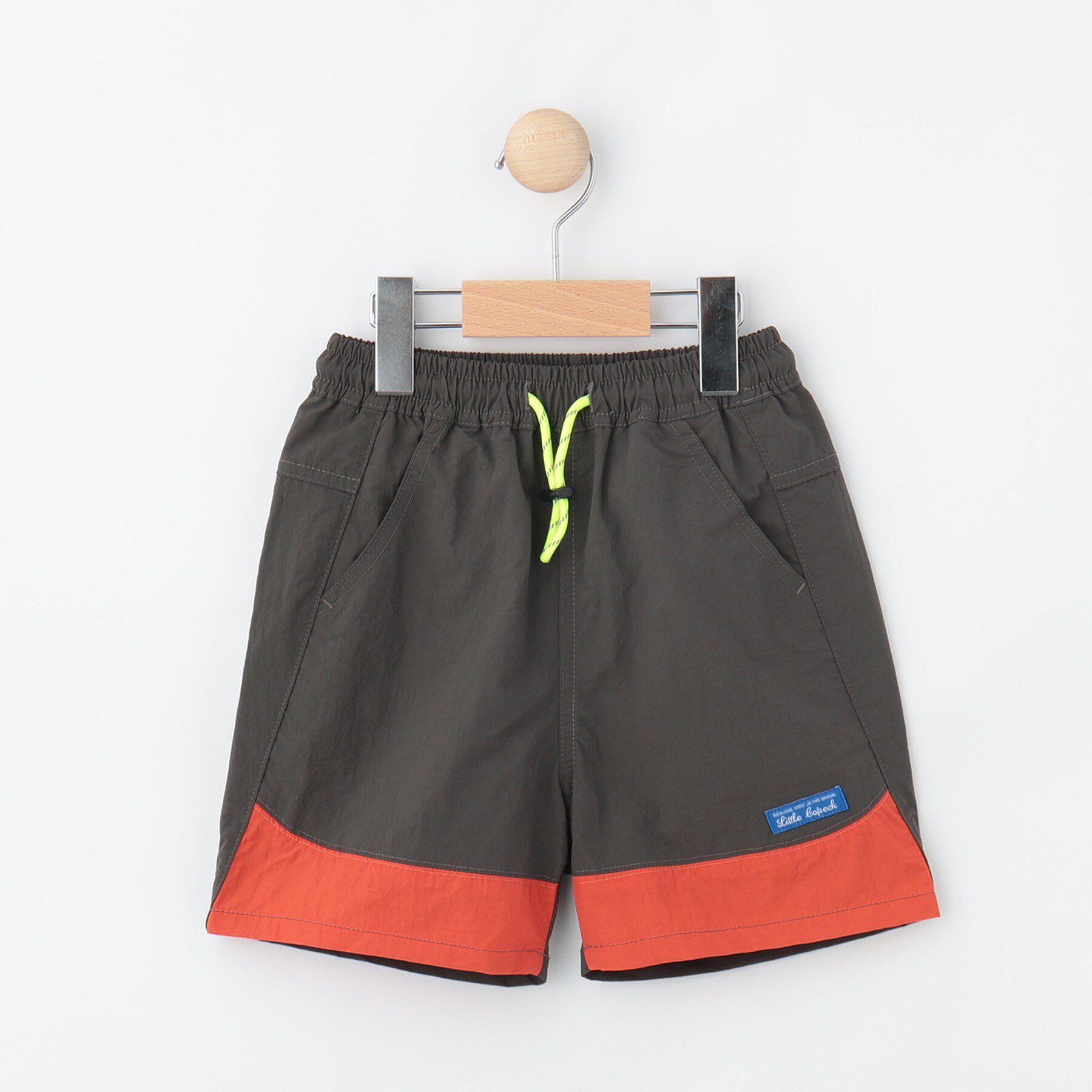 Dessin「【ウエストゴム・洗える】ナイロンワッシャーショートパンツ」|キュロット|