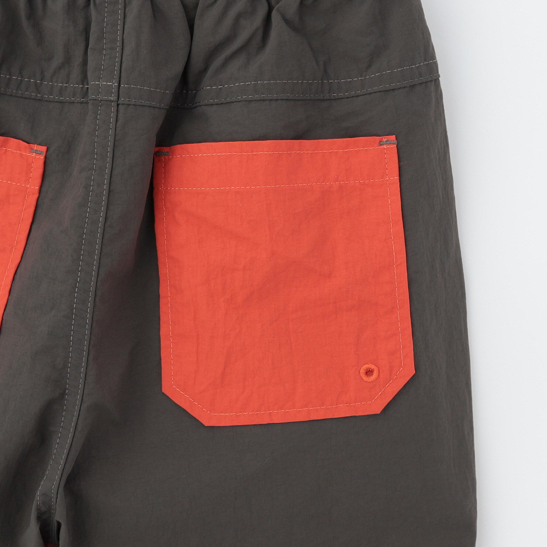 Dessin「【ウエストゴム・洗える】ナイロンワッシャーショートパンツ」|キュロット|