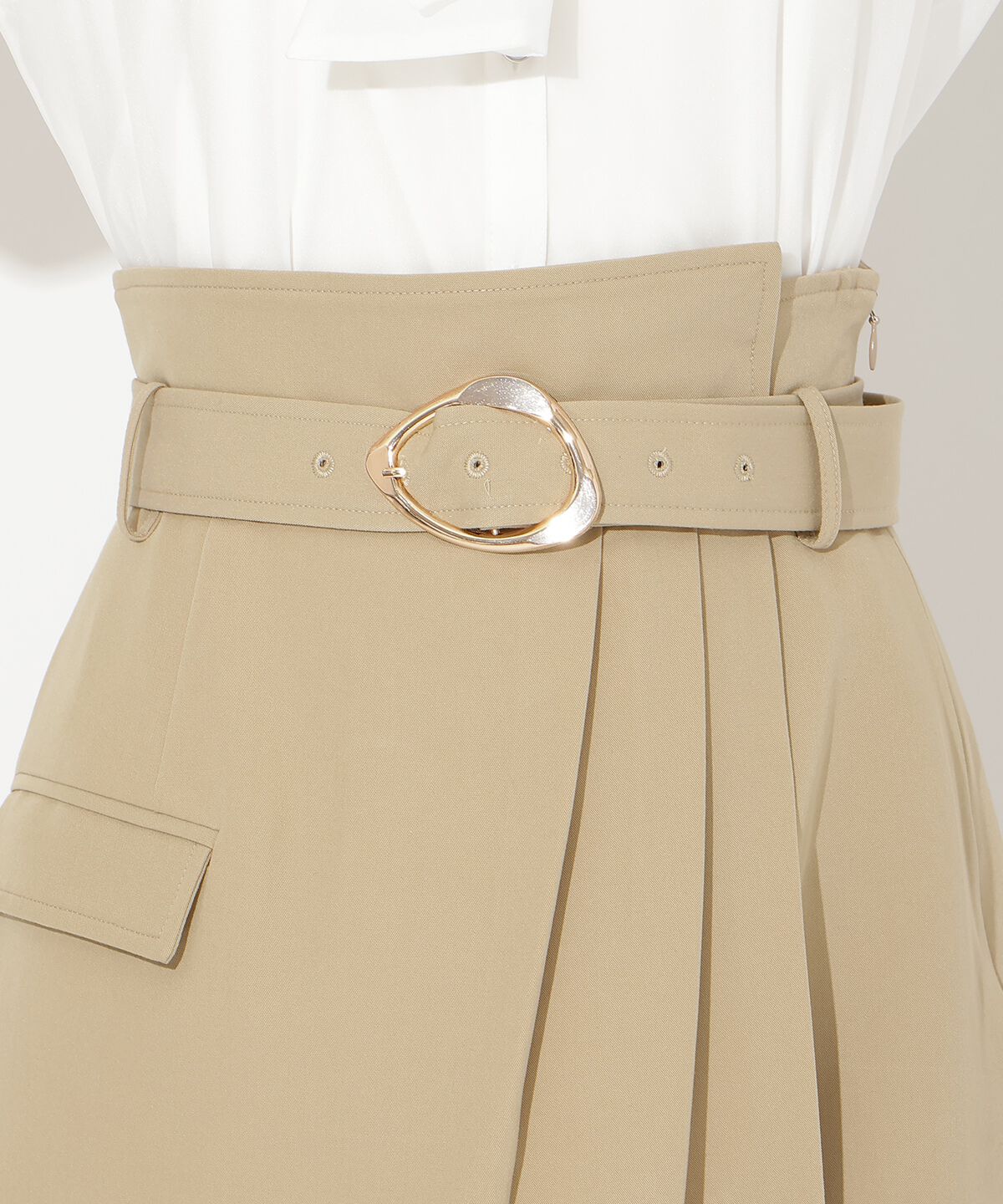 アンドクチュール「タックストレートスカート」|タイト|