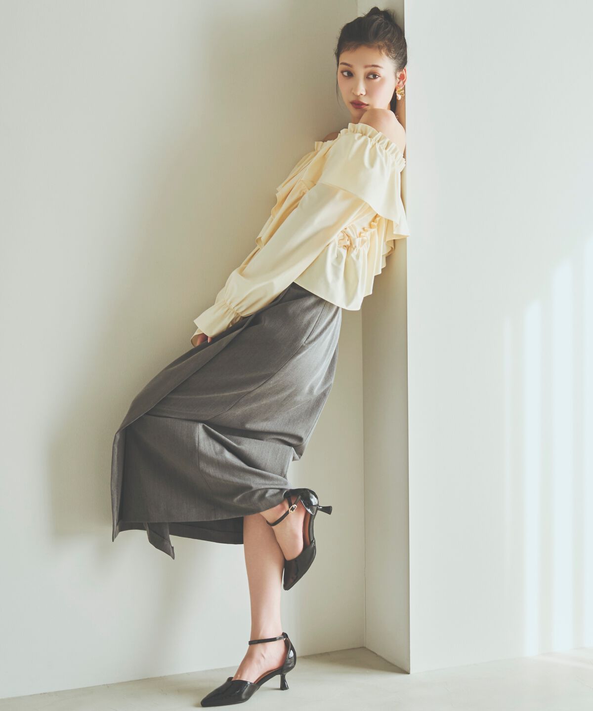 アンドクチュール「タックストレートスカート」|タイト|