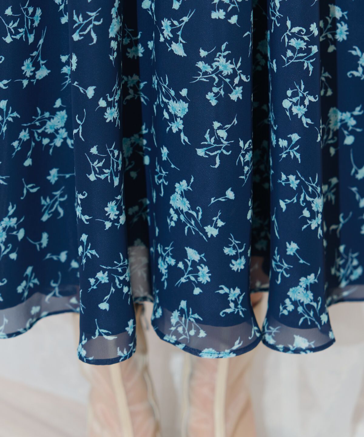 WILLSELECTION「ピンタックウエストシャーリングフラワーワンピース」|ワンピース|