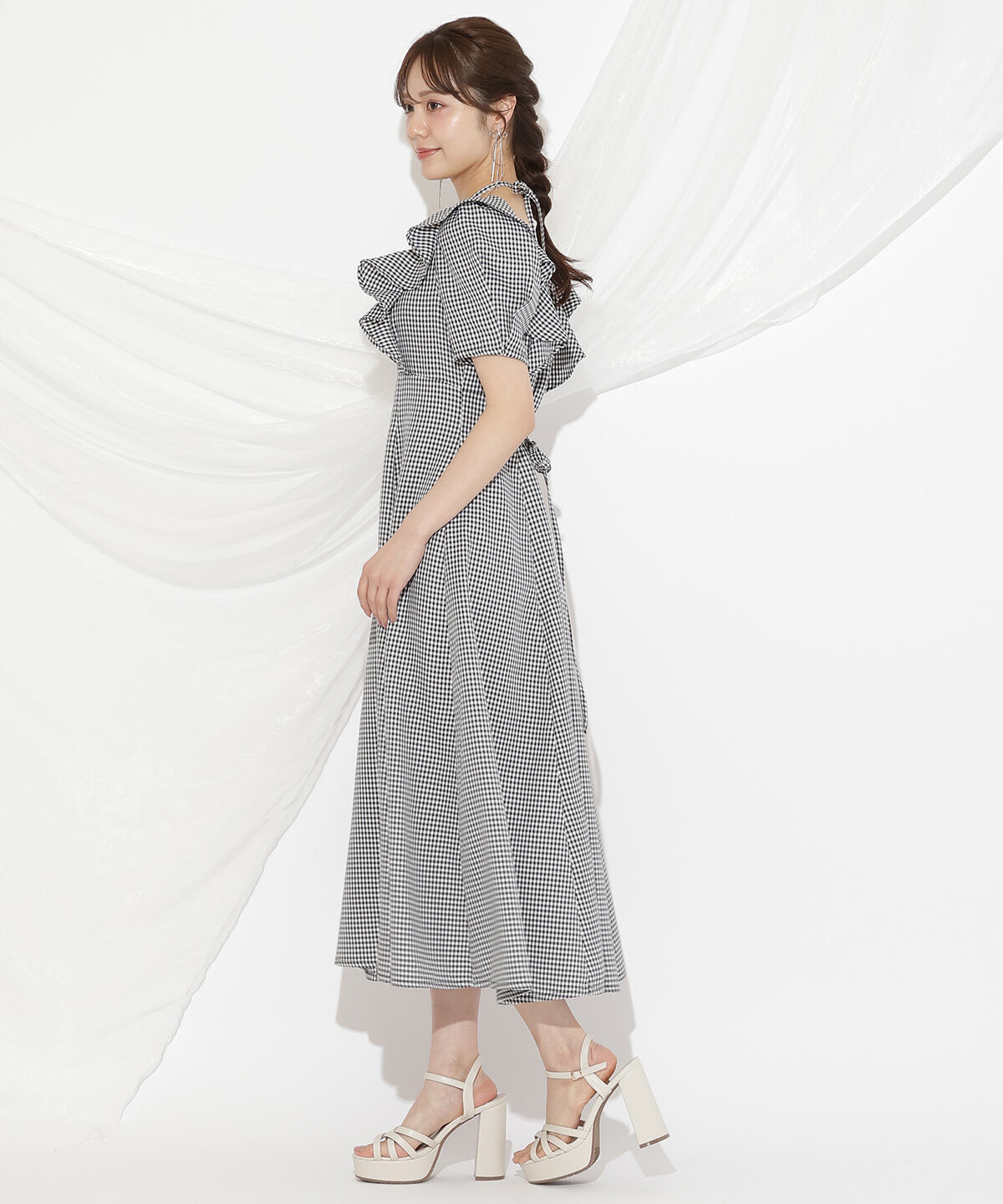 WILLSELECTION「クロスネックラッフルフリルワンピース」|ワンピース|