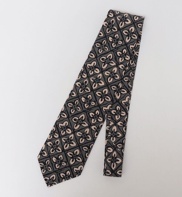 SHIPS「【SHIPS別注】Stefano cau: バティック プリント ネクタイ」|ネクタイ・蝶ネクタイ|チャコールグレー