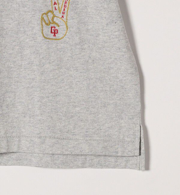 SHIPS any「【SHIPS any別注】Collegiate Pacific:〈洗濯機可能〉V ガゼット プリント & 刺繍 Tシャツ 25SS」|Tシャツ・カットソー|