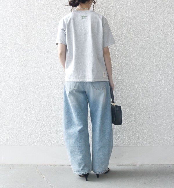 SHIPS any「【SHIPS any別注】Collegiate Pacific:〈洗濯機可能〉V ガゼット プリント & 刺繍 Tシャツ 25SS」|Tシャツ・カットソー|