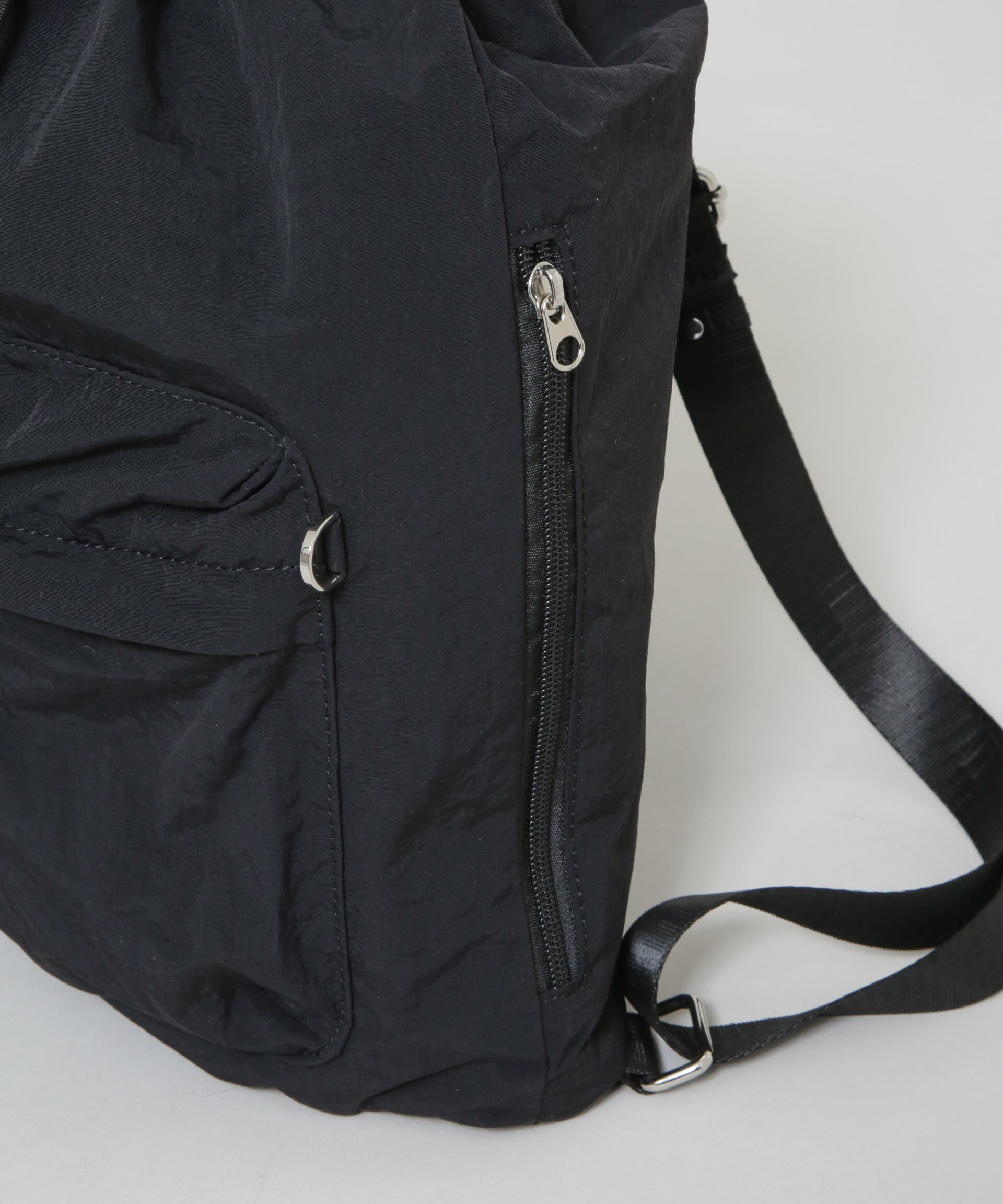 nano･universe「ドロストナップサック」|ショルダー・メッセンジャー|