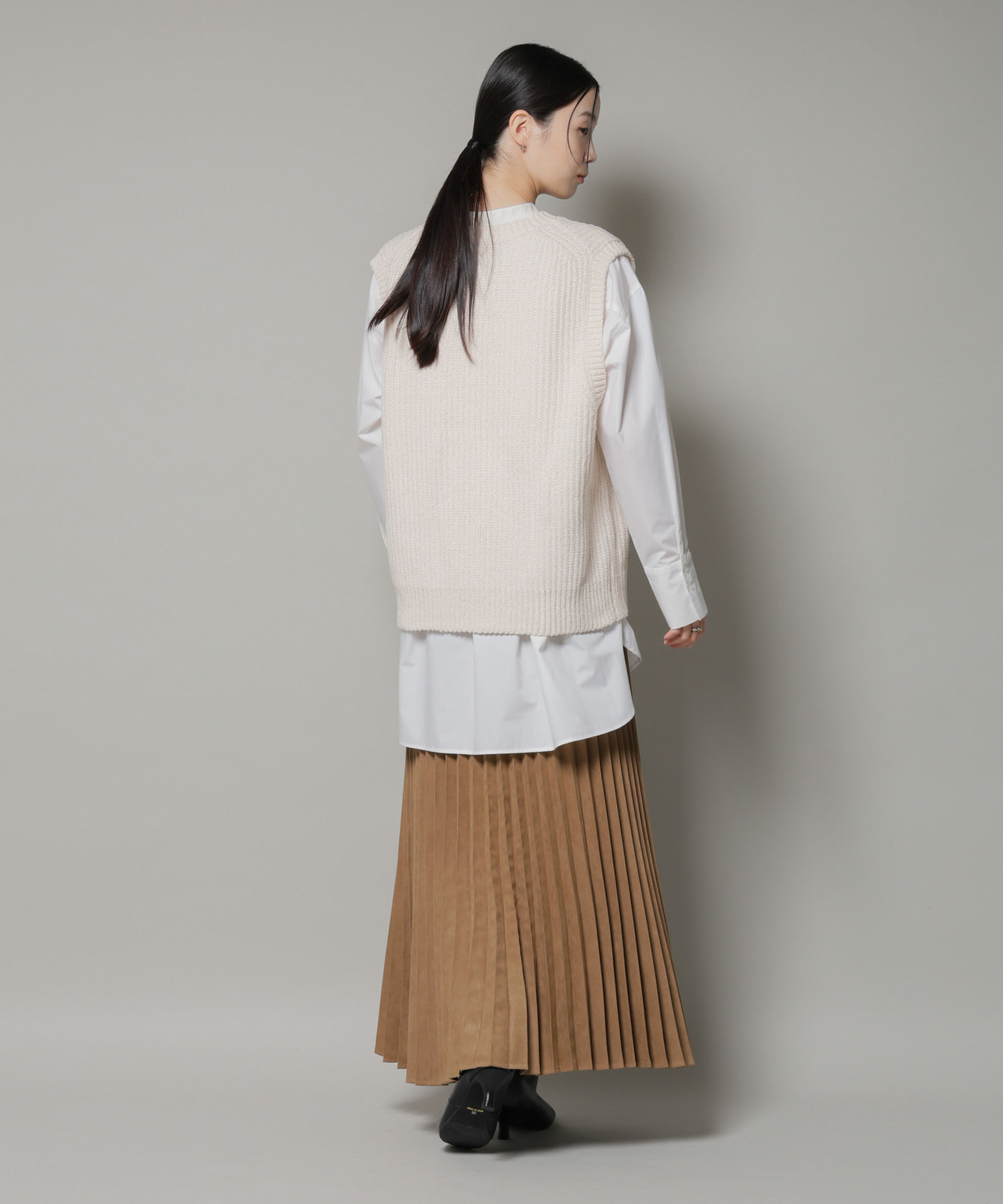 nano･universe「ベロアモールVネックニットベスト」|ニット・セーター|