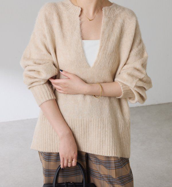  「エアリー深Vニット」|ニット・セーター|