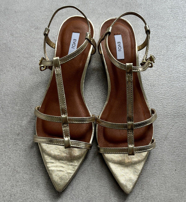  「ポインテッドストラップサンダル」|パンプス|