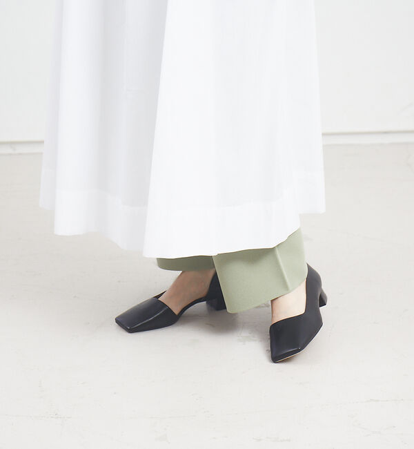AU BANNISTER「スクエアトゥサイドセパレートパンプス」|パンプス|