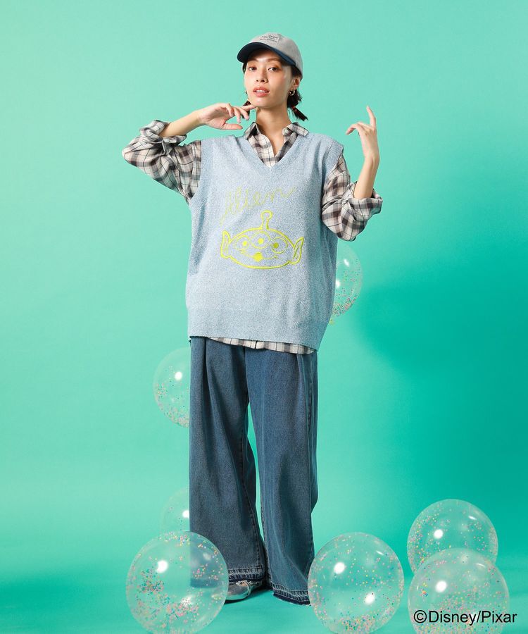 Green Parks「TOY STORY / 刺繍Vネックニットベスト」|ベスト・ジレ|