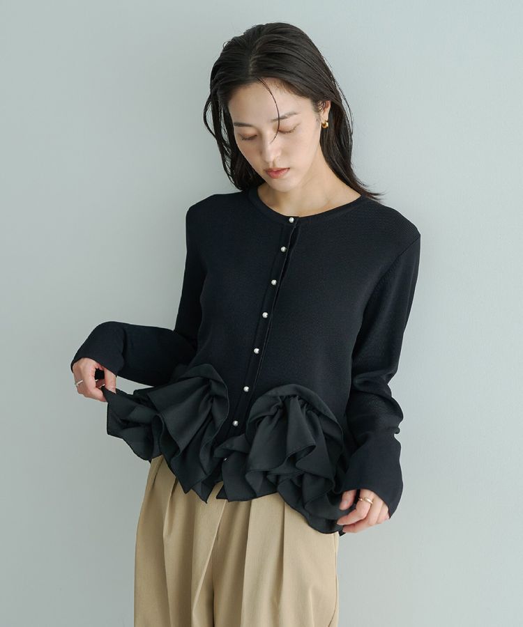 YECCA VECCA「パール釦ラッフルカーディガン」|カーディガン|Black