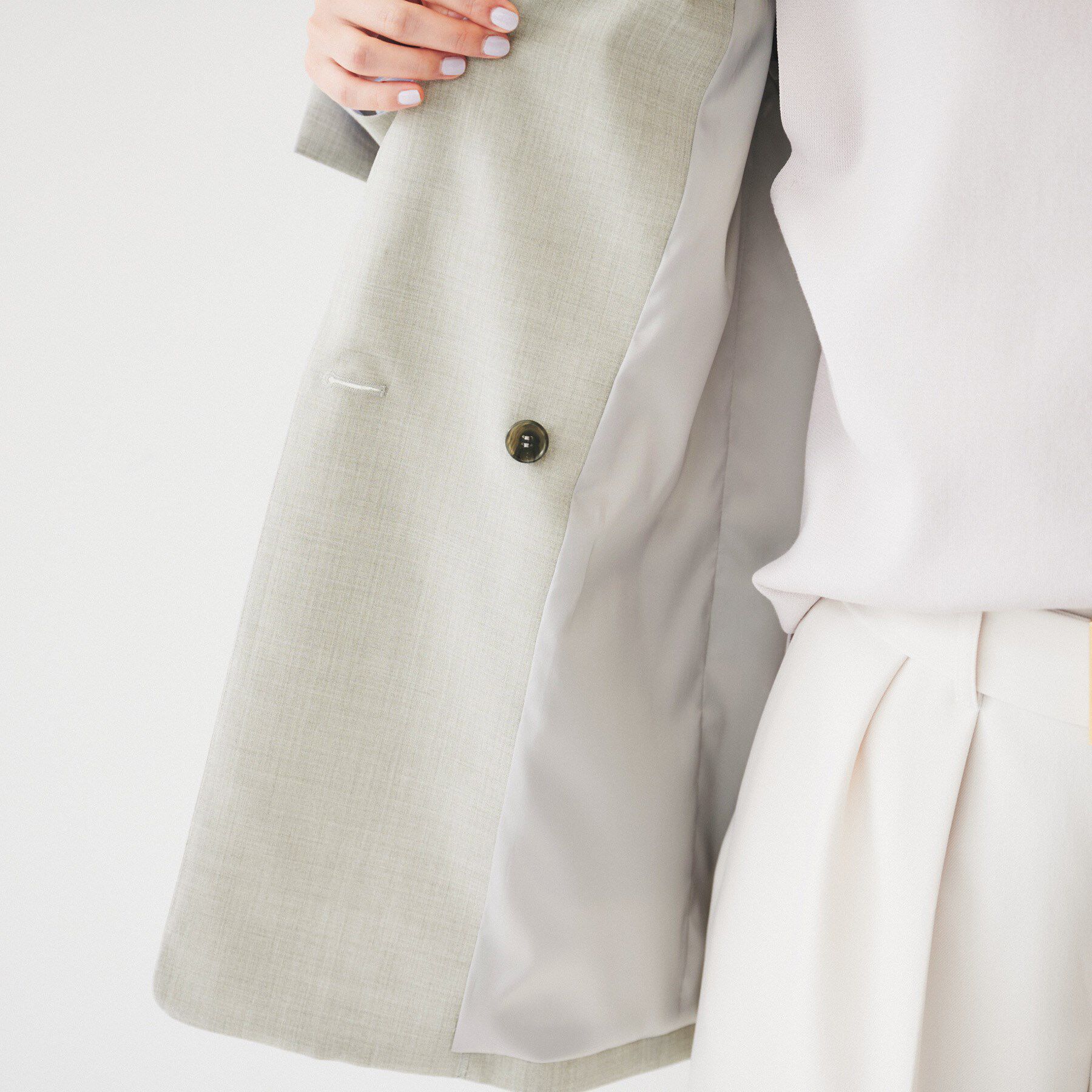 UNTITLED「【通勤/春の軽羽織り】サマーウール調 ダブルブレストジャケット」|テーラードジャケット|